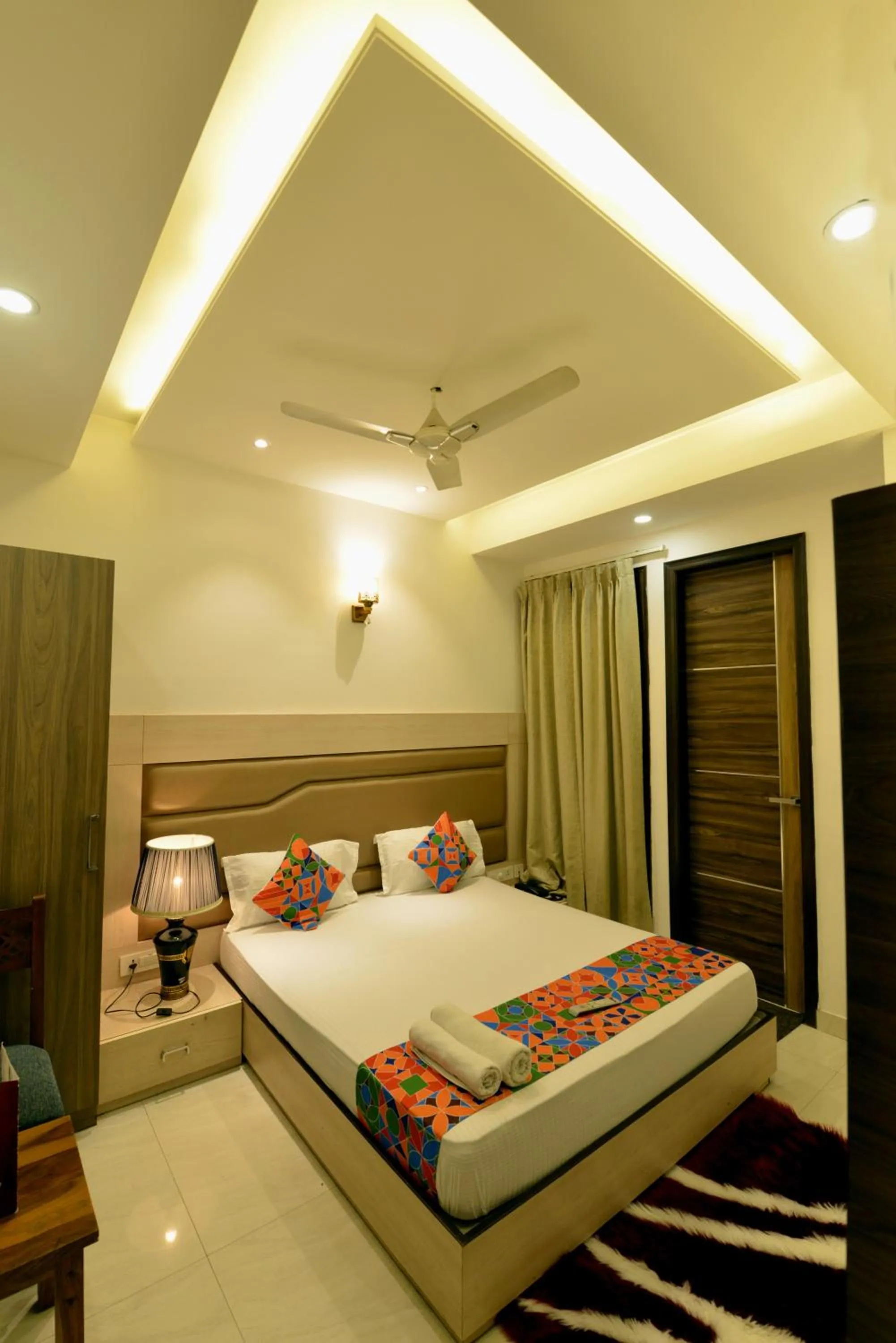 Photo of the whole room, Bed in Hotel The Yellow