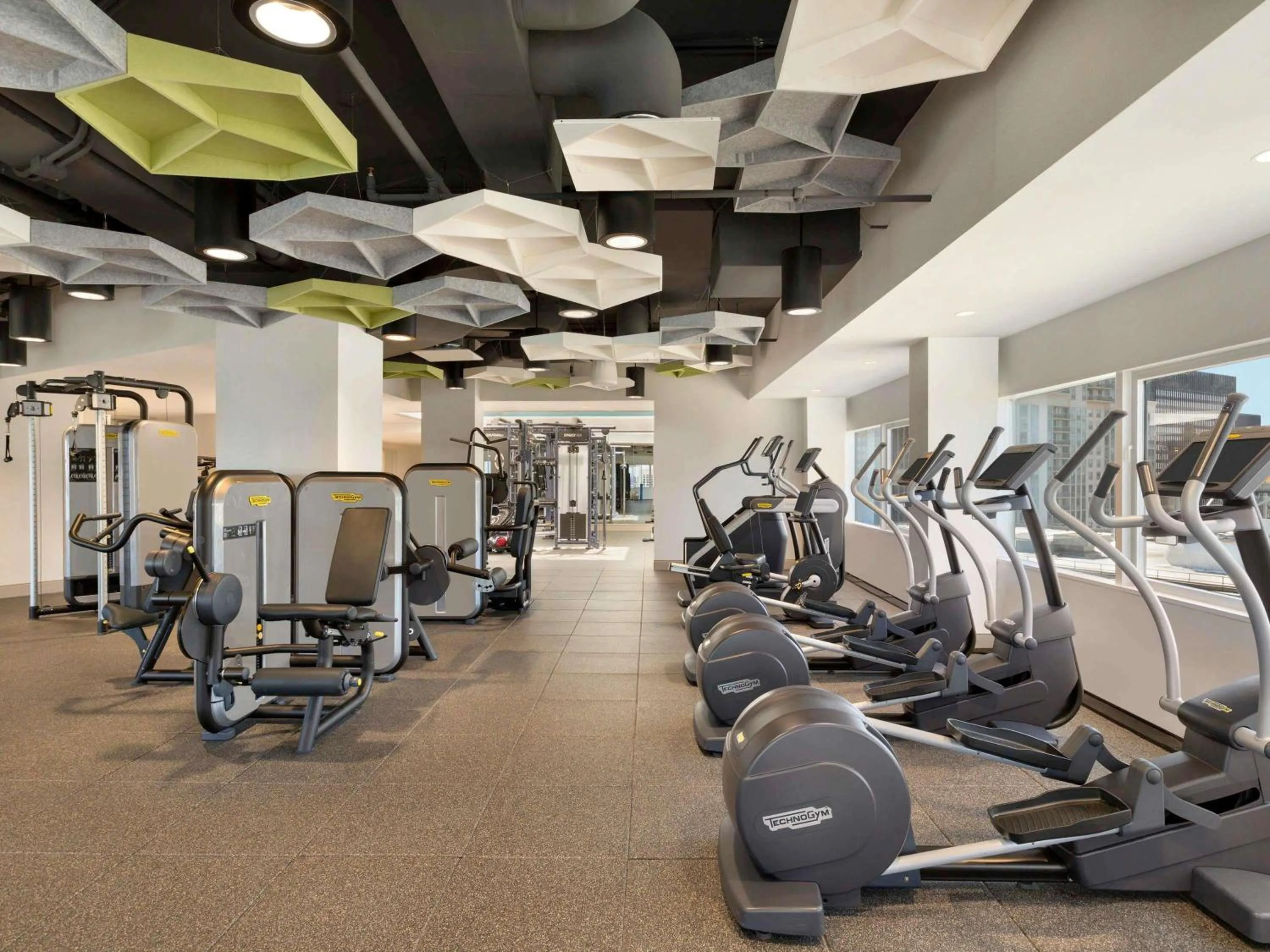 Fitness centre/facilities in Swissotel Chicago