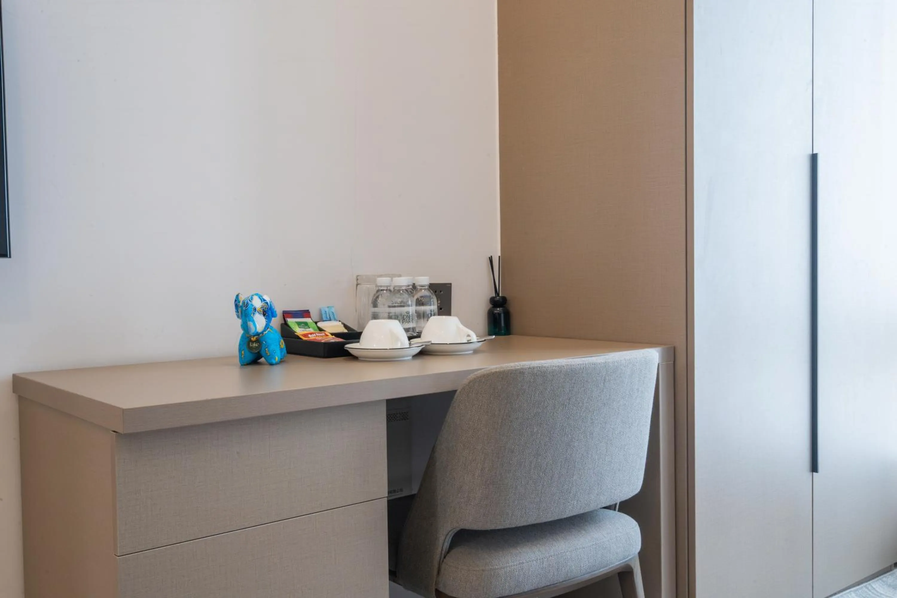 Coffee/tea facilities in One Park Hotel & Residence