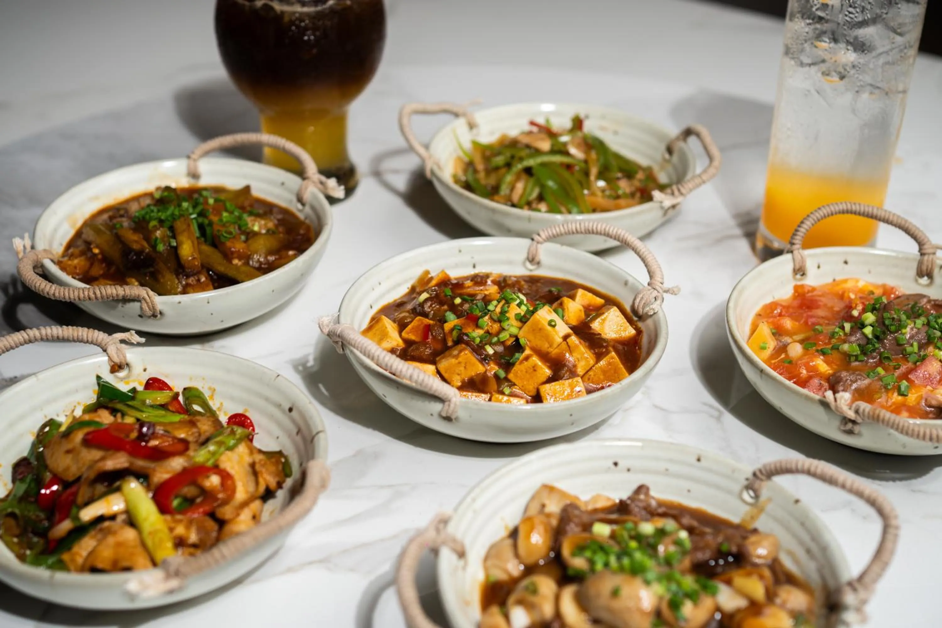 Restaurant/places to eat in One Park Hotel & Residence