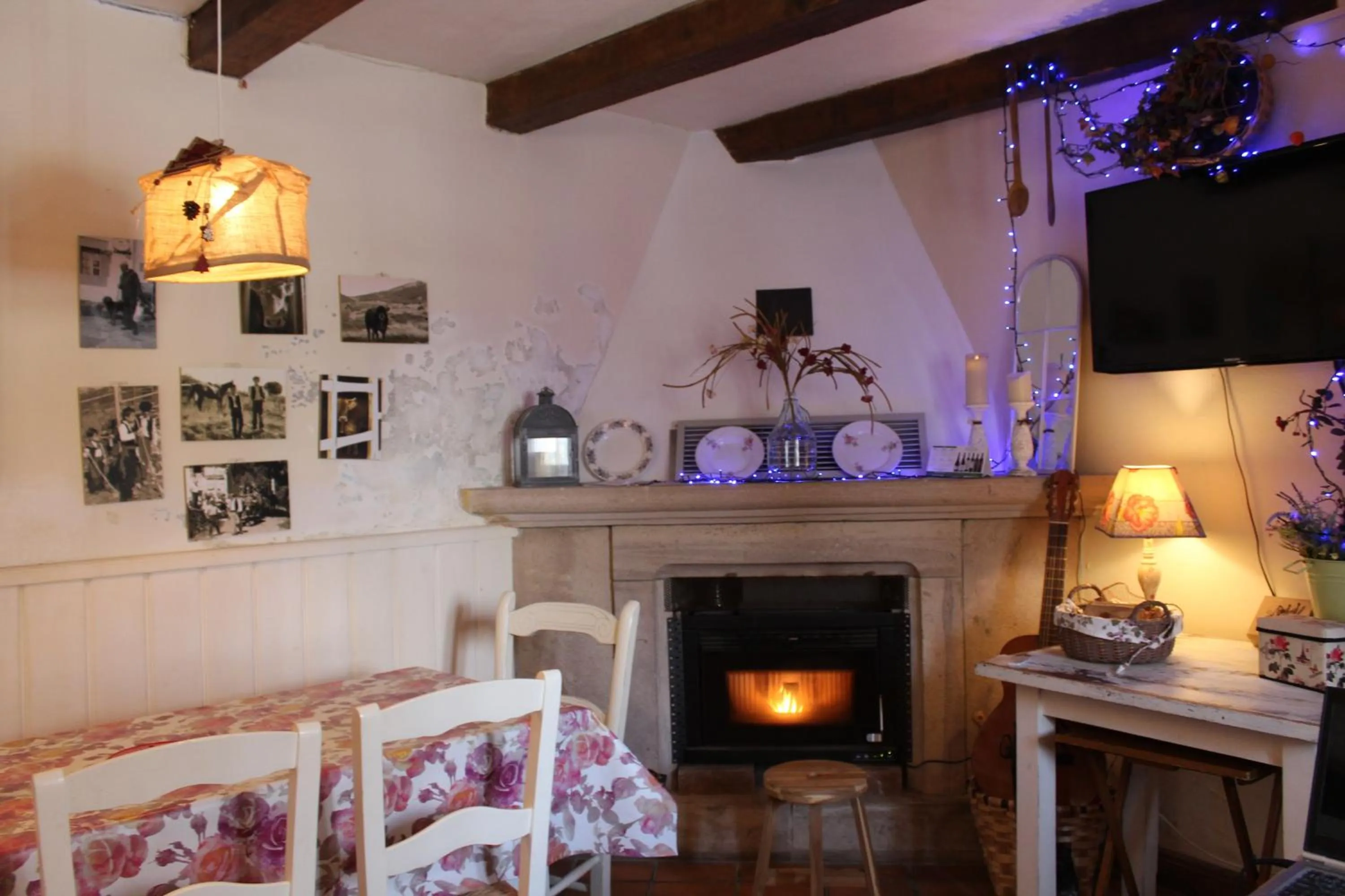 Dining area in vaquero casa rural alquiler completo