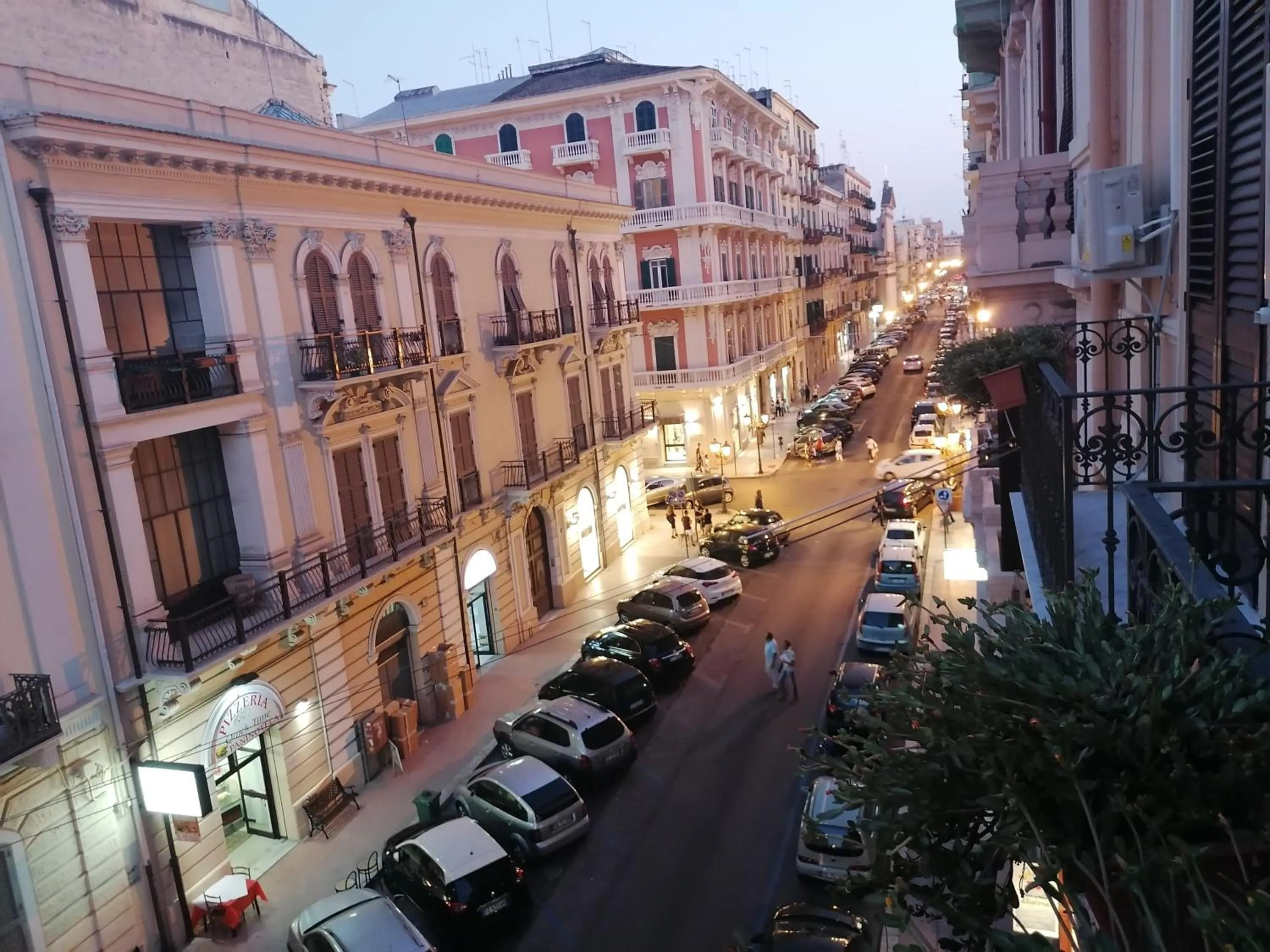 Balcony/Terrace in queen 24