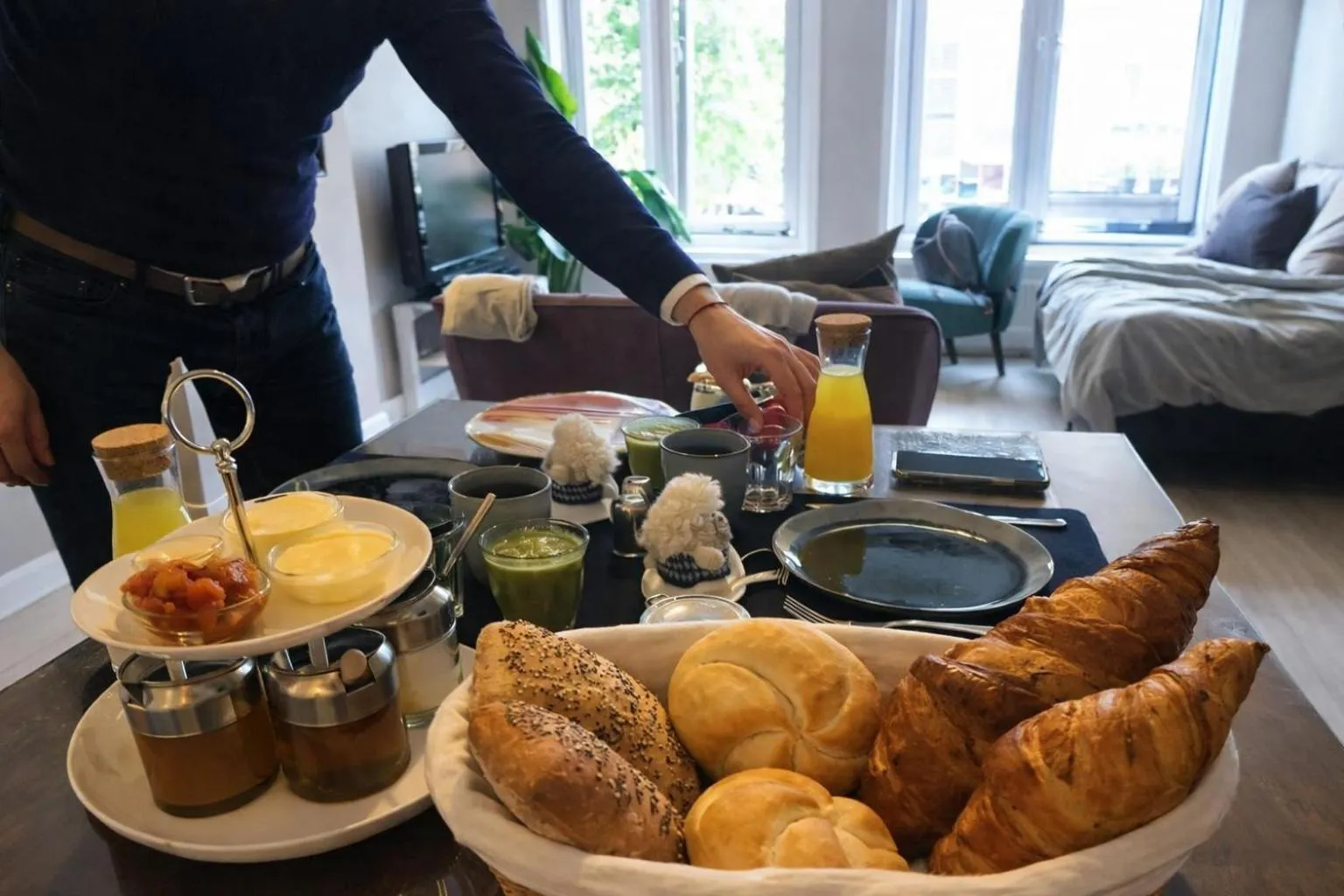 Breakfast in Bed and Breakfast The Rose