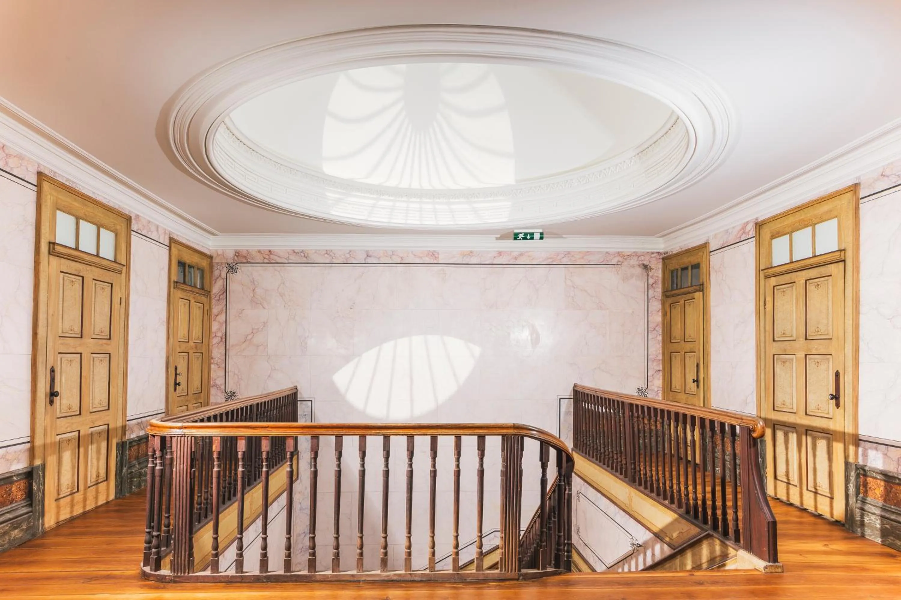 Decorative detail, Bed in Menina Colina Guesthouse