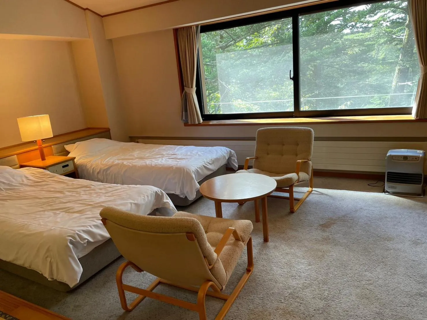 Bed in Lake Side Nikko Hotel