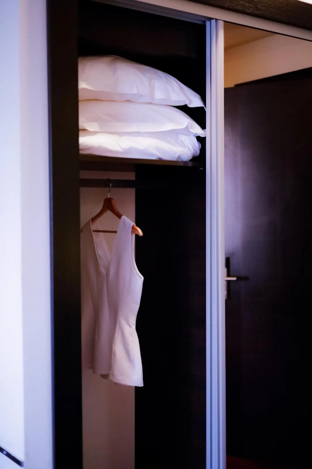 wardrobe in Old Town Hotel