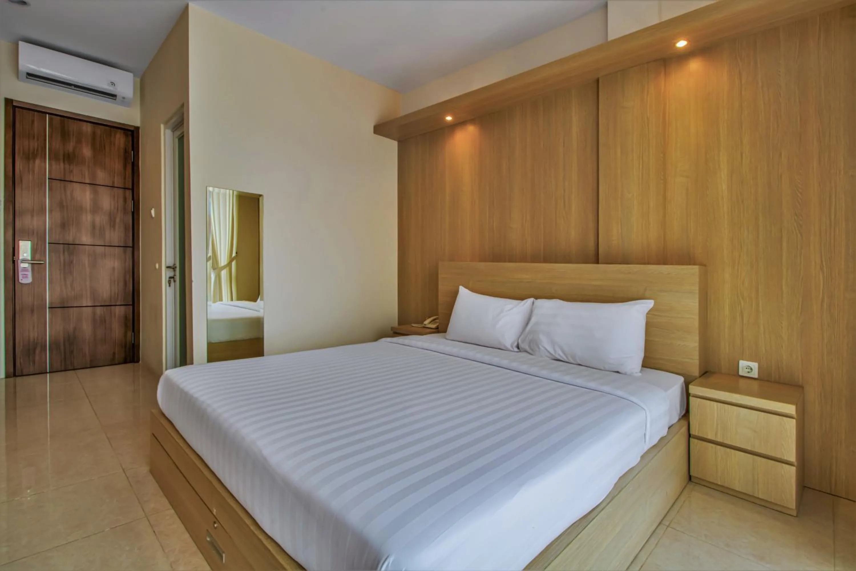 Bed in D Padmaya Residence