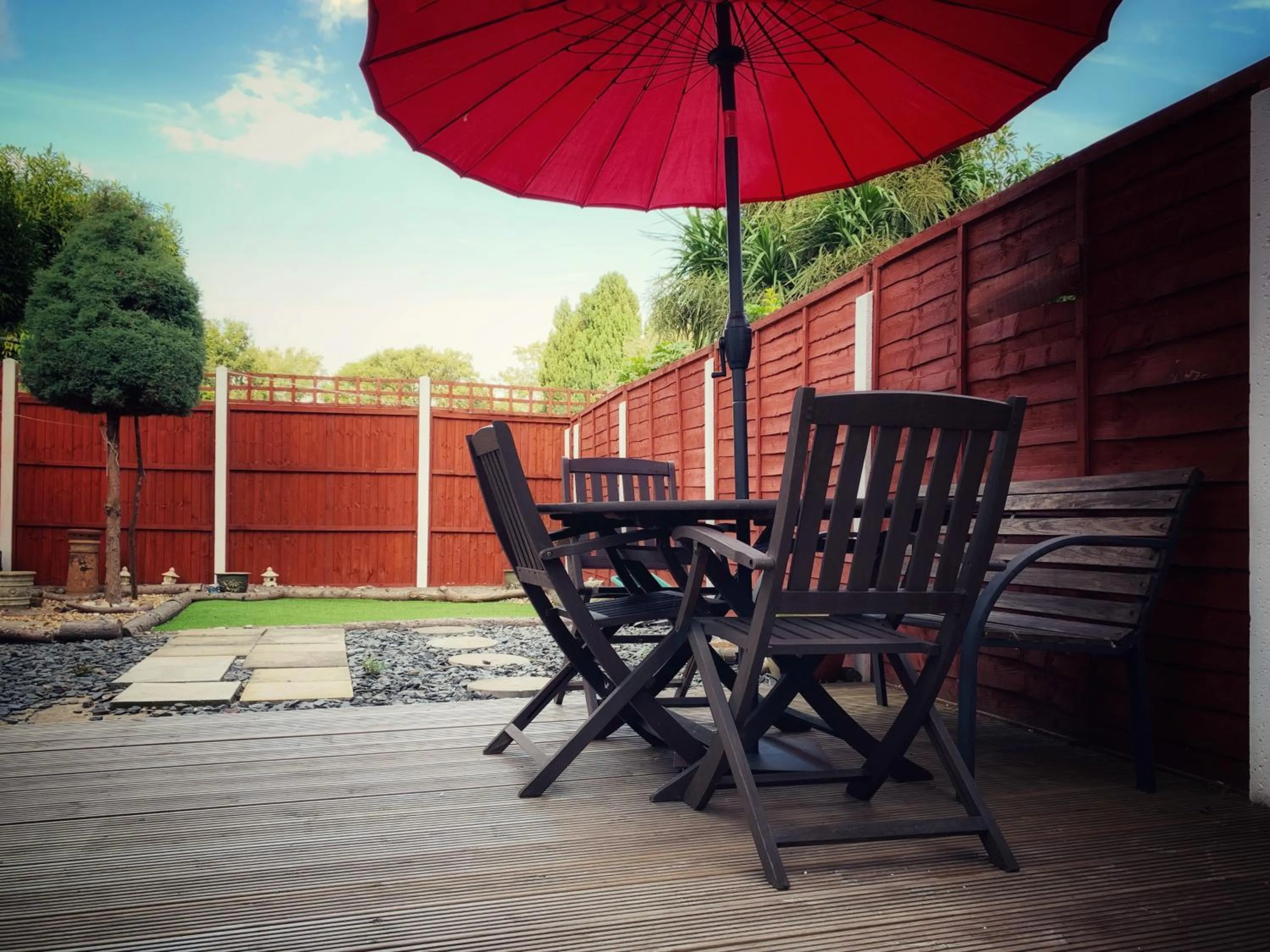 Patio in Paul's Place near Heathrow