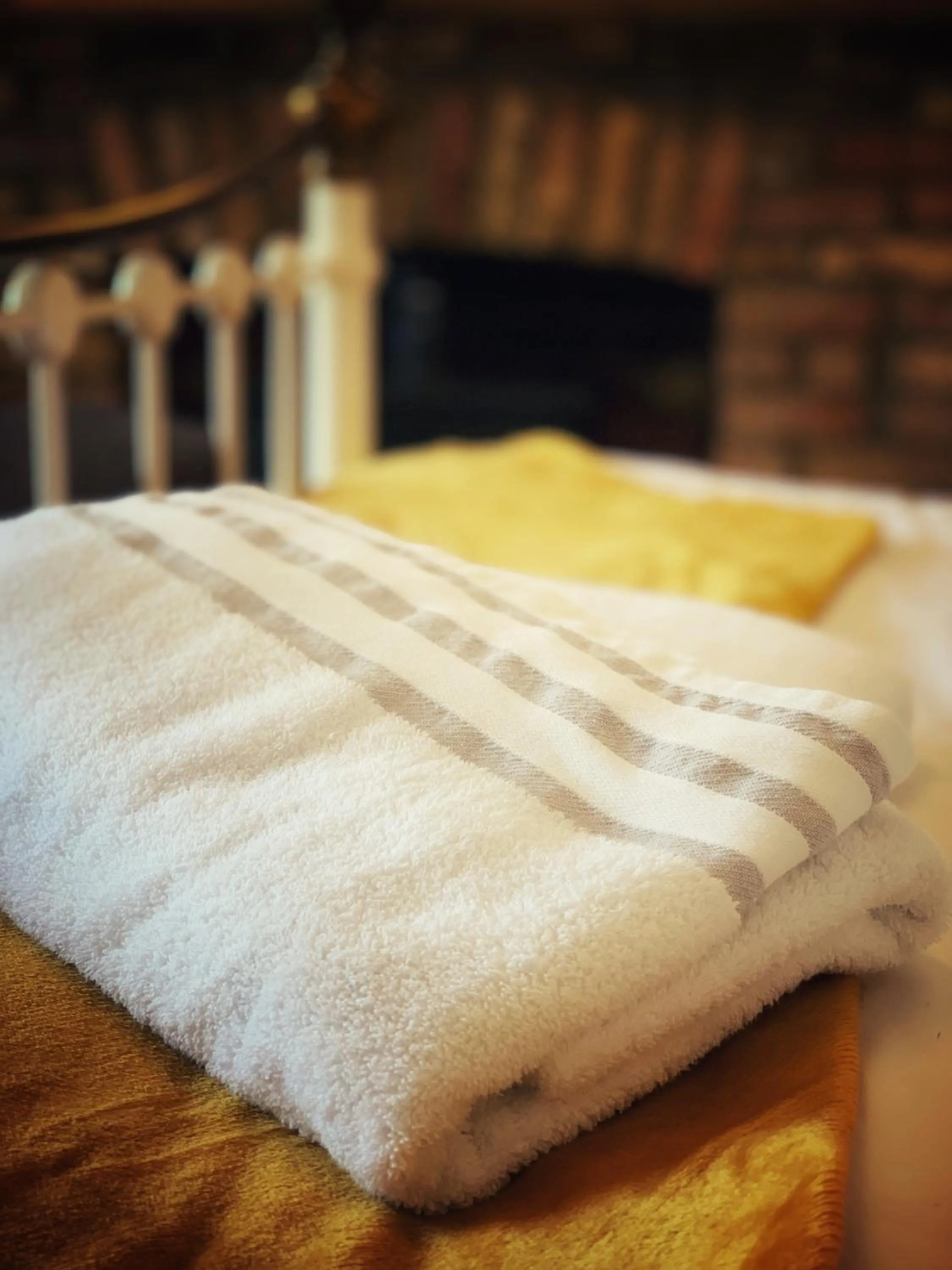 Bed in Paul's Place near Heathrow