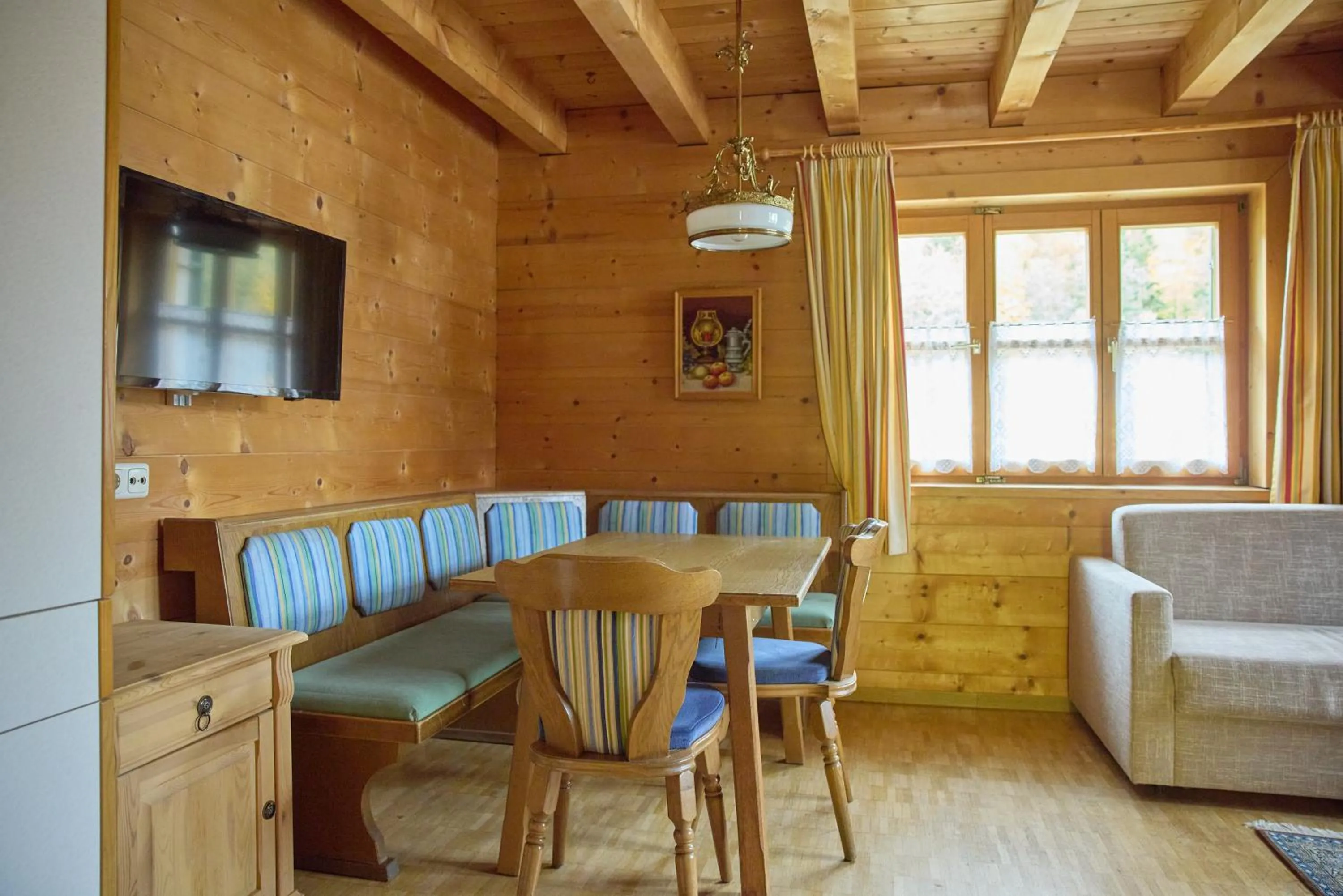 Alt Montafon Hotel Appartements by Pferd auf Wolke