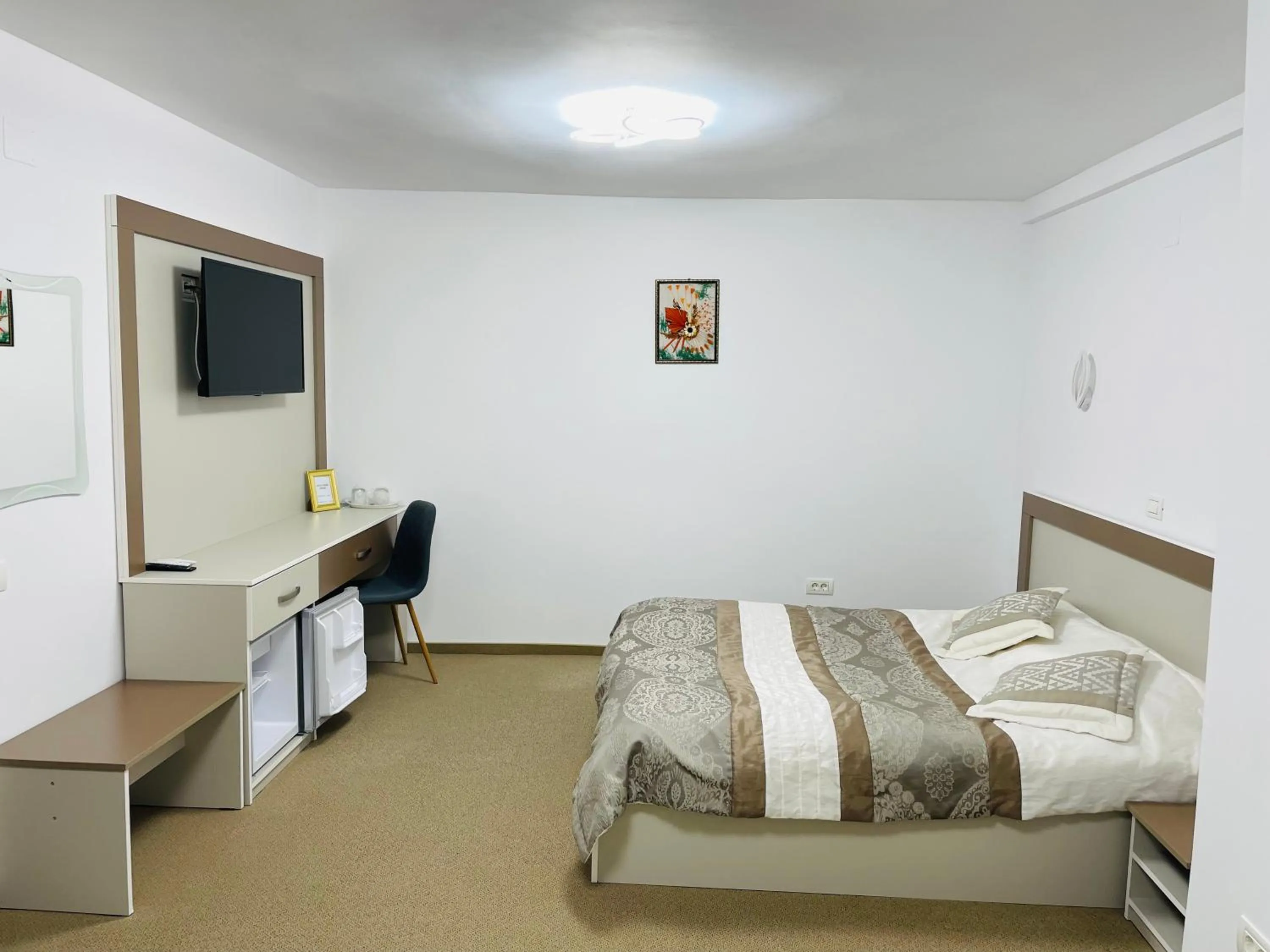 Bed in Pensiunea Sport