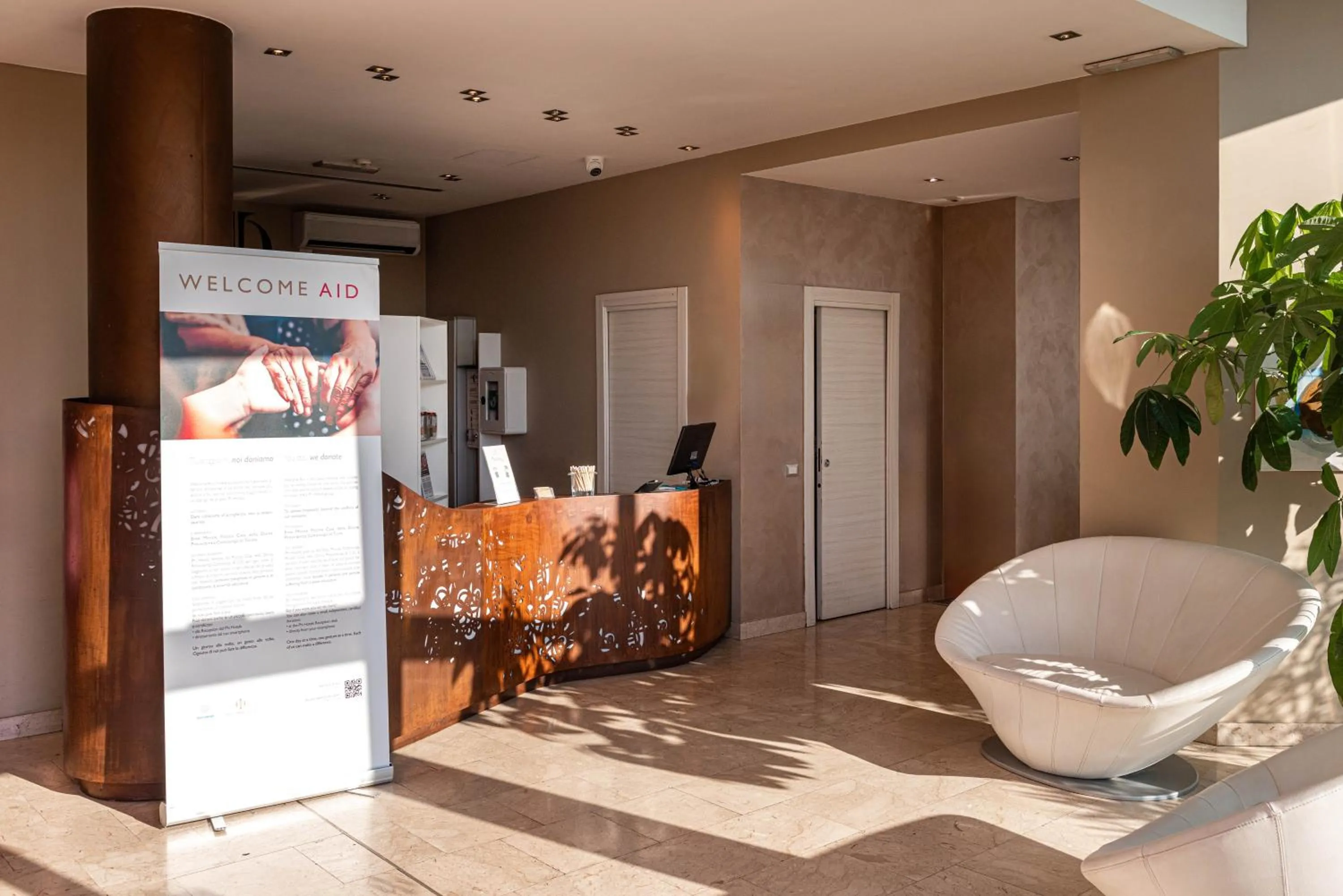 Lobby or reception in Phi Hotel Milano