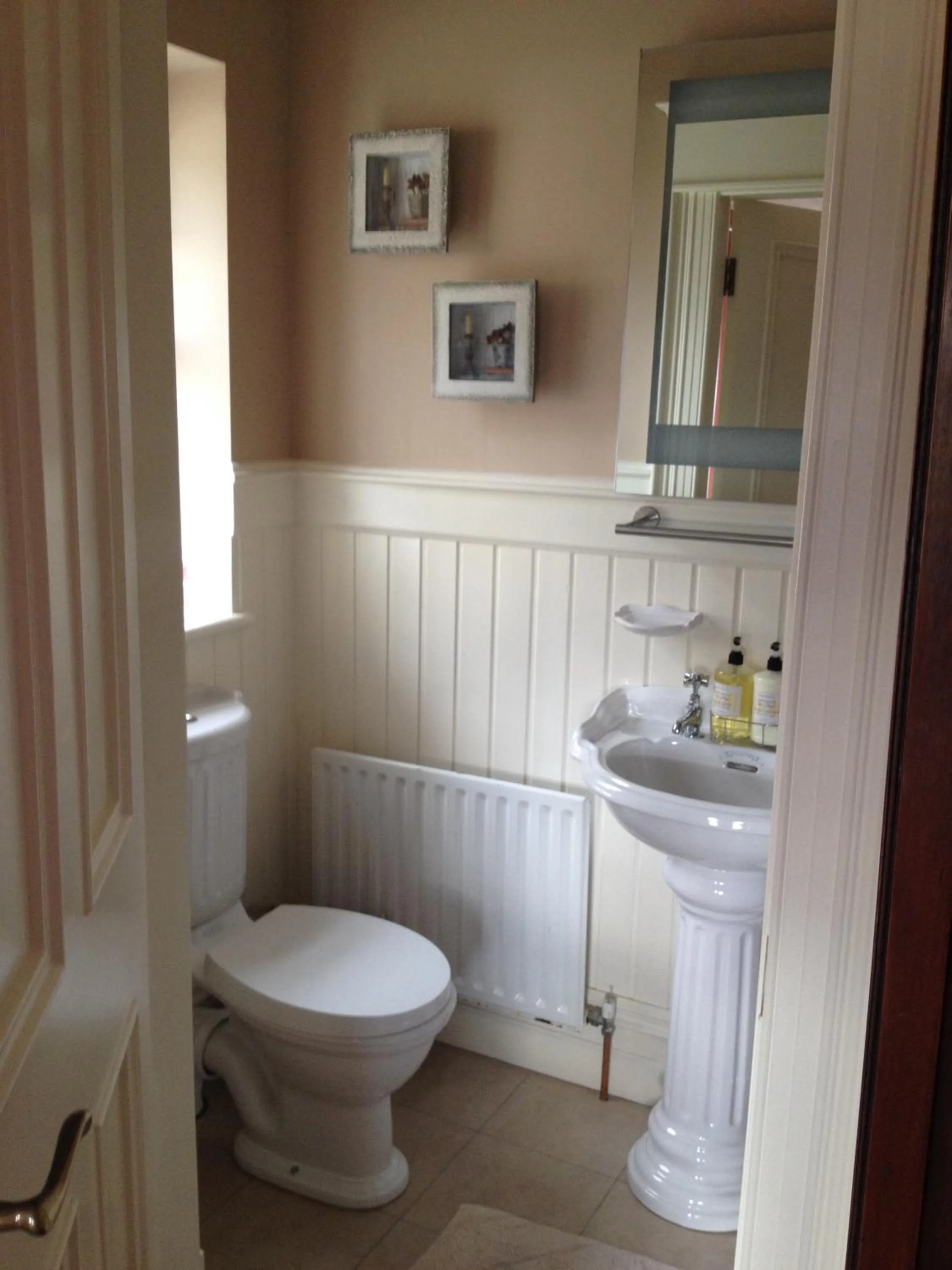 Bathroom in Riverside Lodge