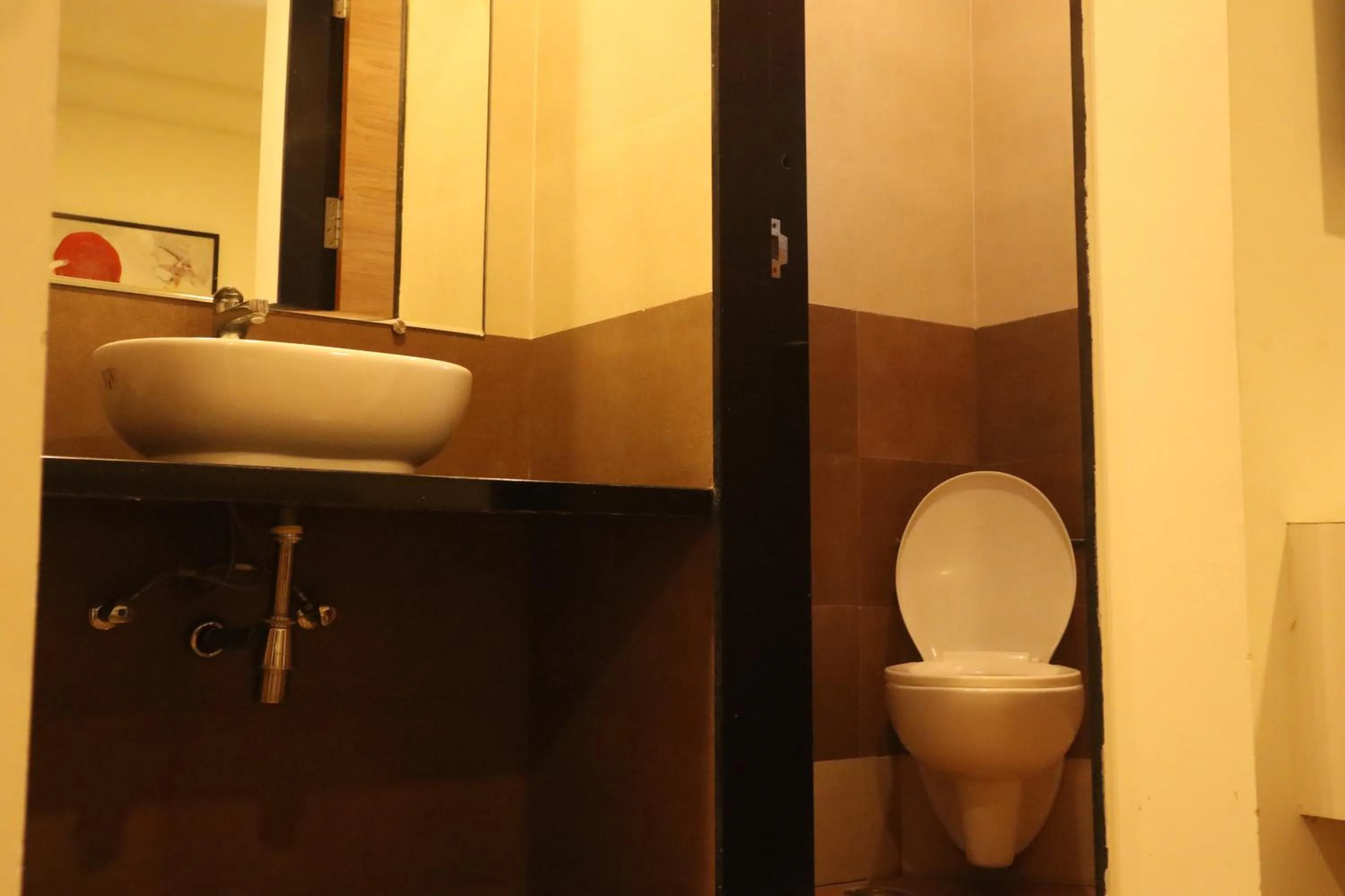 Toilet in Hotel Grand Ecotel, Aurangabad