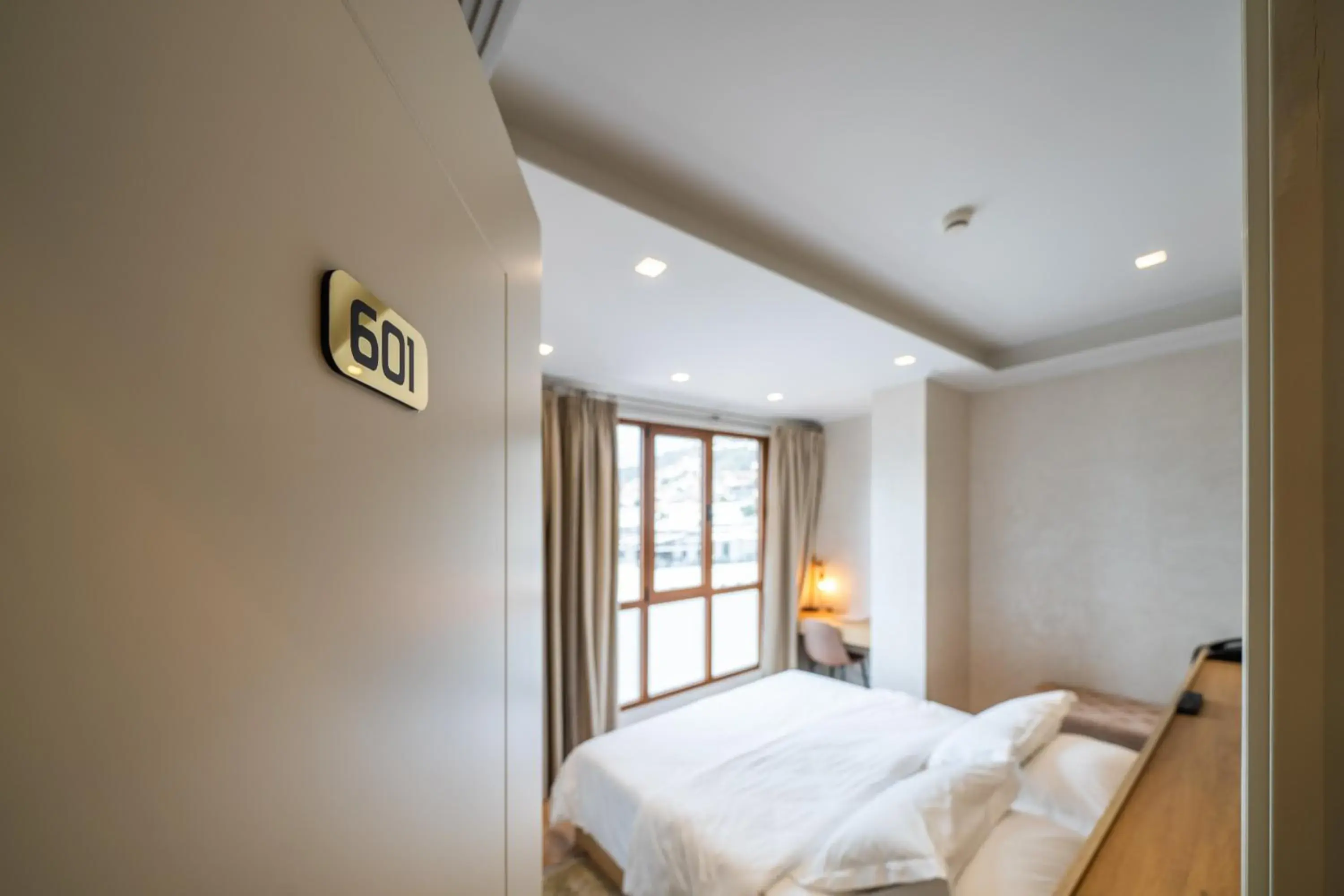 Deluxe Double or Twin Room with City View in MERKO HOTEL Deluxe Double or Twin Room with City View in MERKO HOTEL