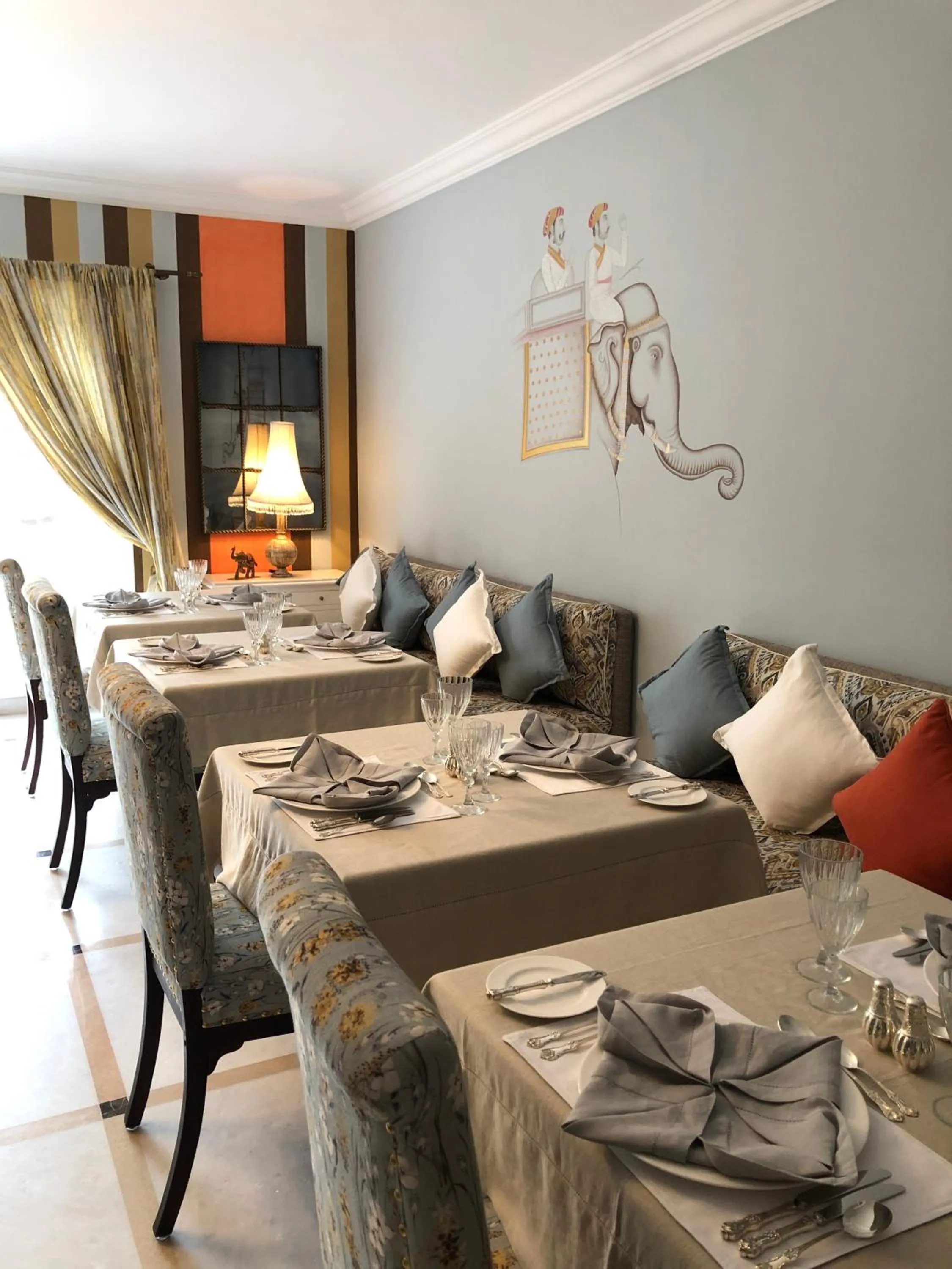 Restaurant/places to eat in The Rohet House