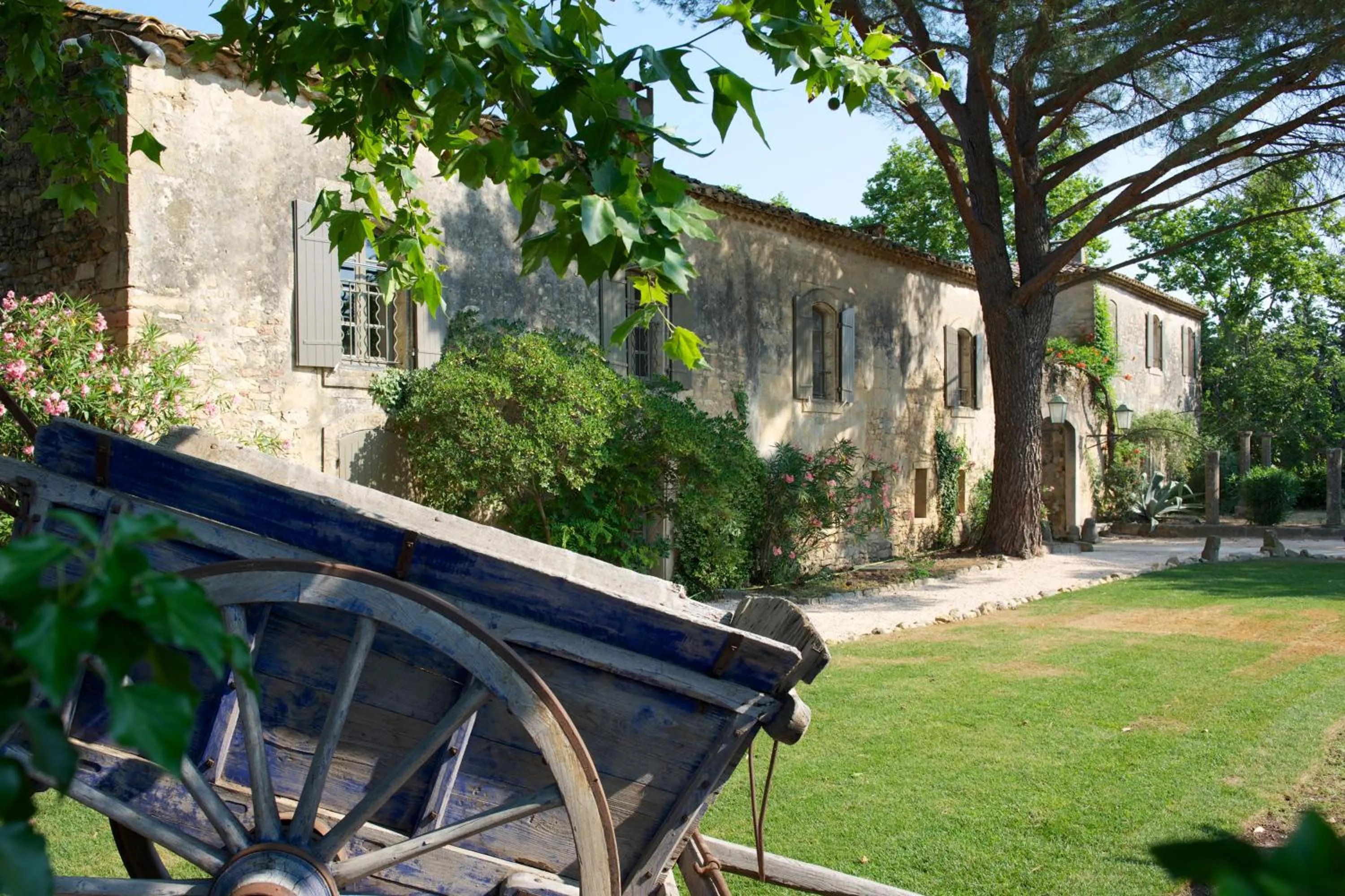 Facade/entrance in Hôtel & Restaurant de charme - La Bégude Saint-Pierre