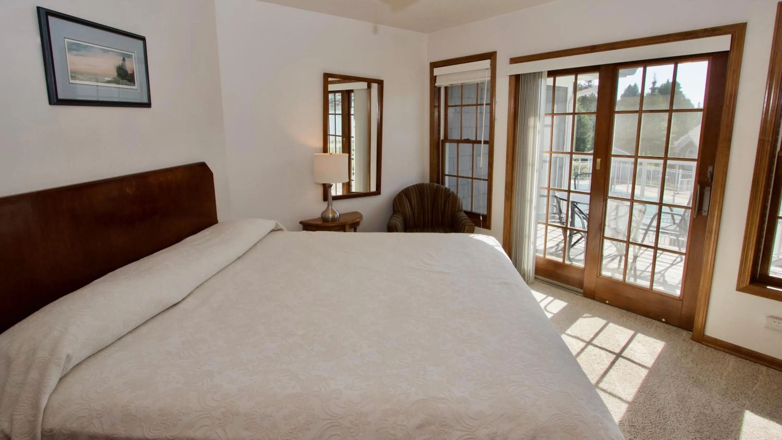 Bedroom, Bed in Baileys Harbor Yacht Club Resort