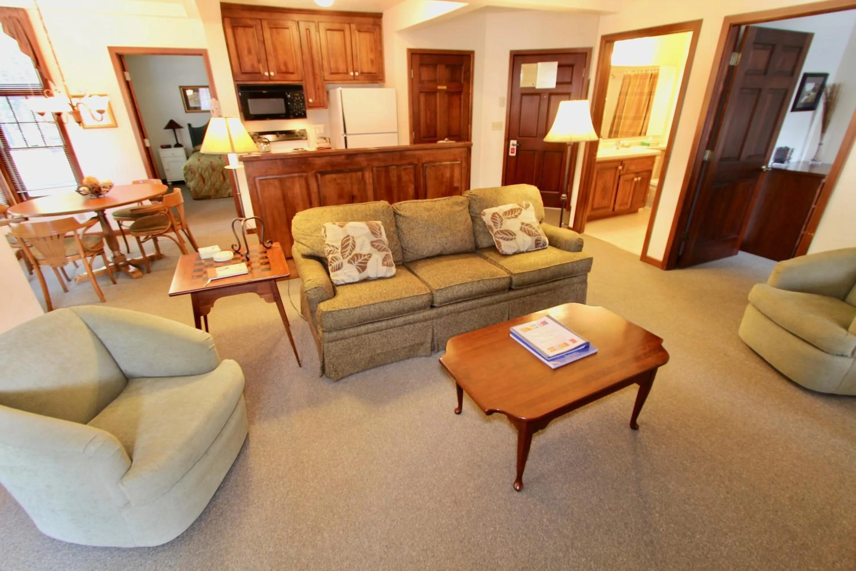 Living room in Baileys Harbor Yacht Club Resort