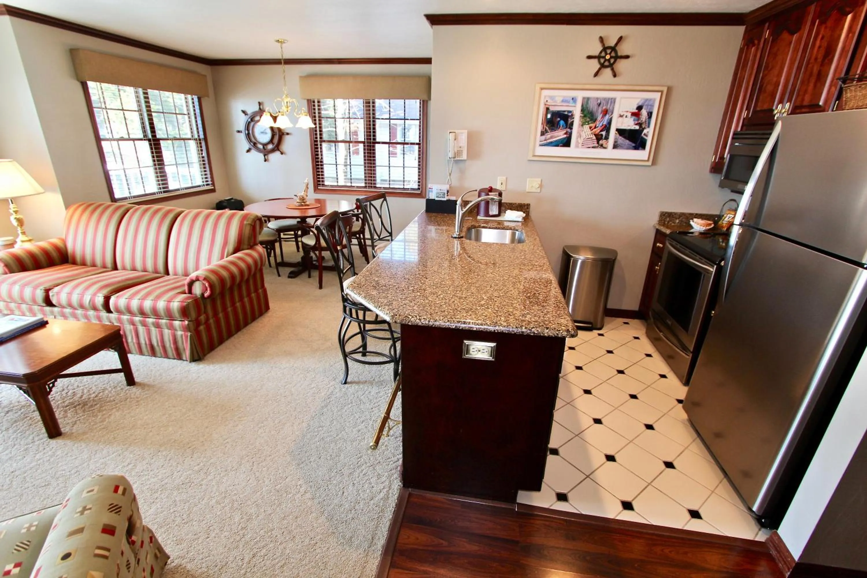 Living room in Baileys Harbor Yacht Club Resort