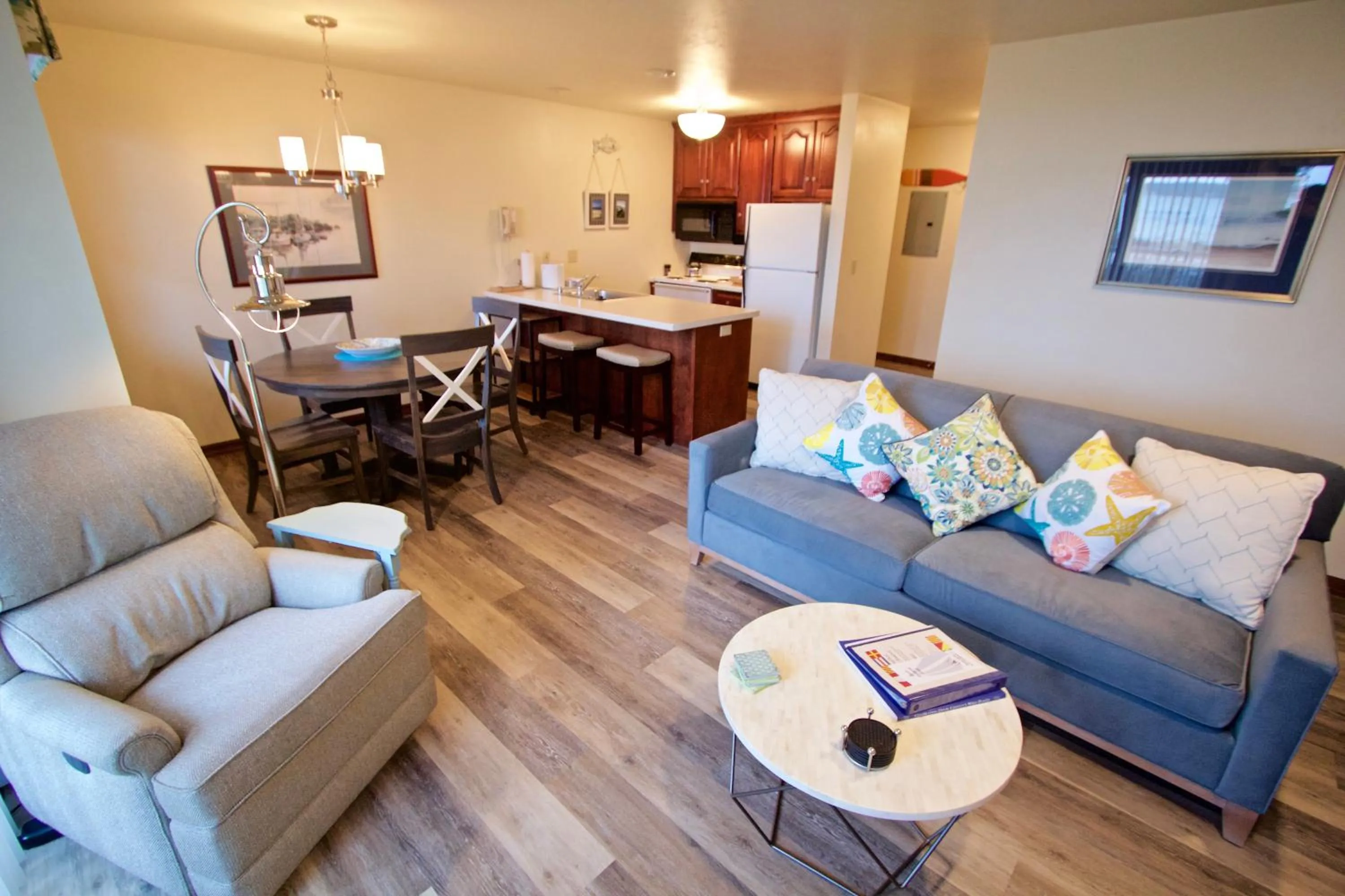 Living room in Baileys Harbor Yacht Club Resort