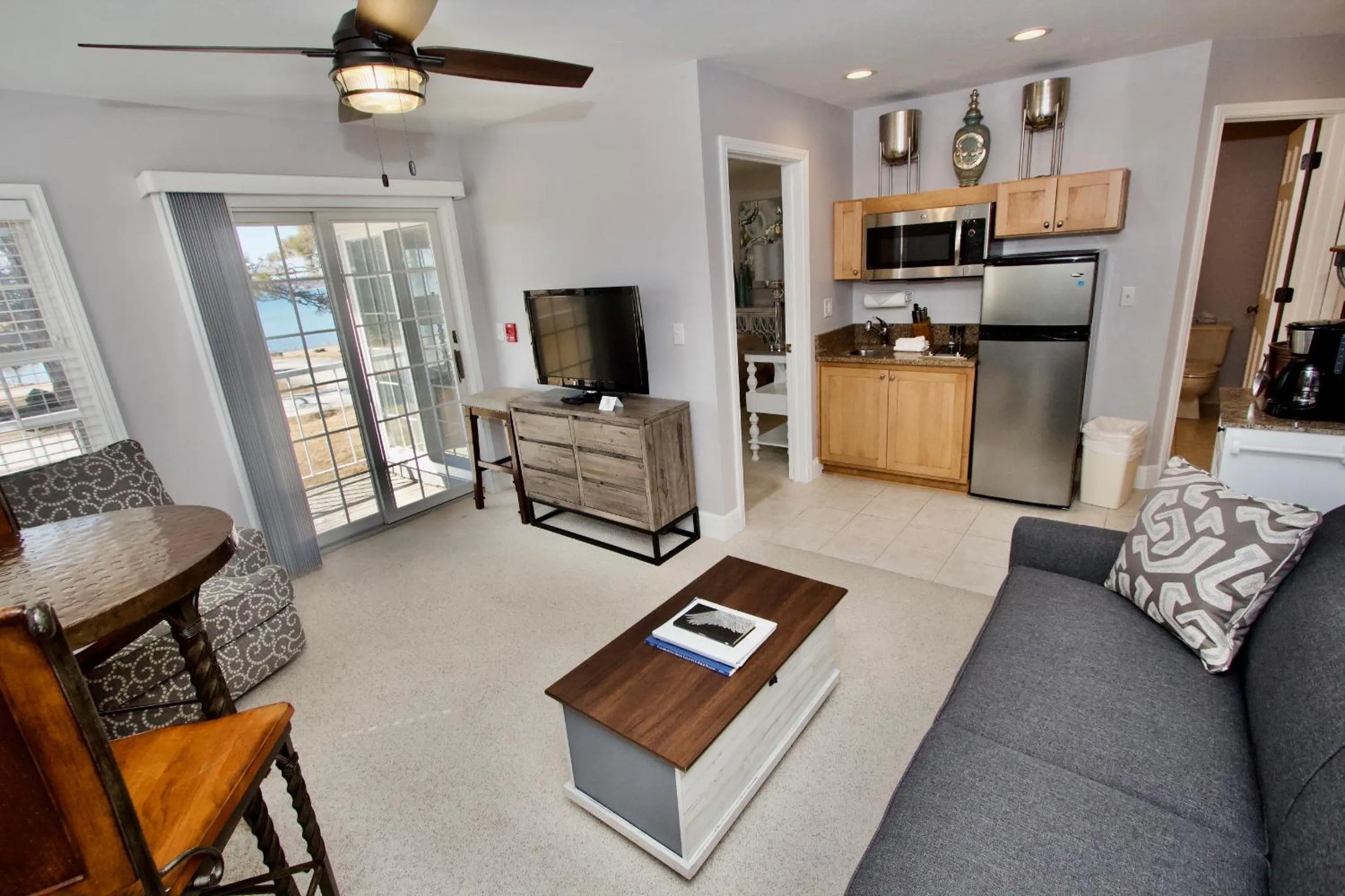 Living room in Baileys Harbor Yacht Club Resort