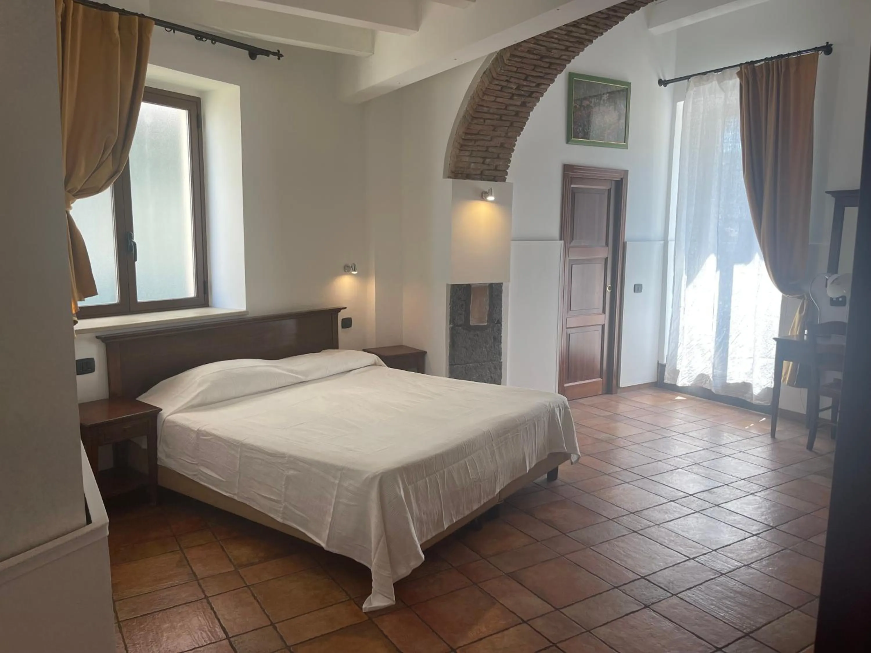Photo of the whole room in Hotel Capomulini 3 Stelle