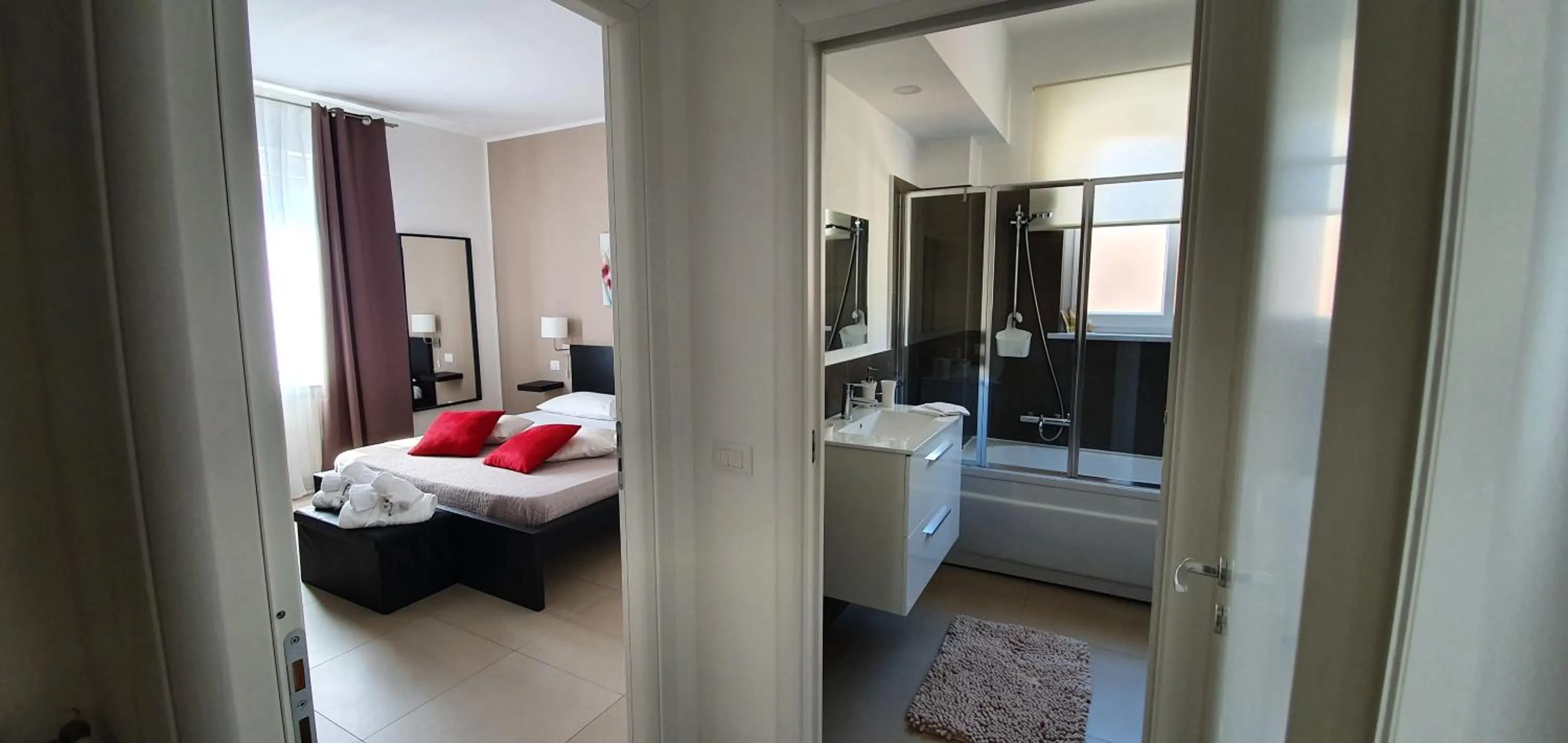 Bathroom, Bed in Location10