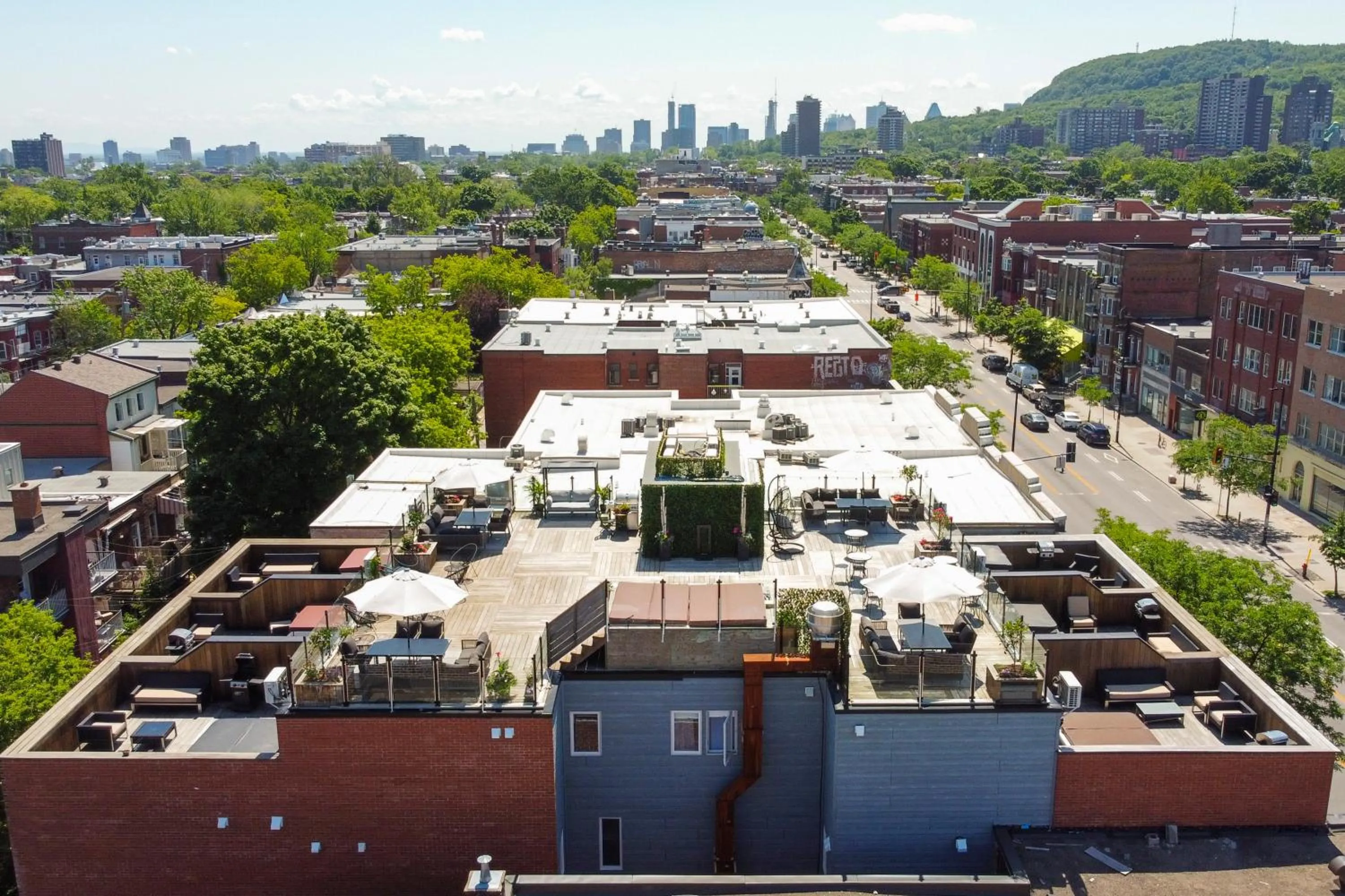 Balcony/Terrace in Parc Avenue Hostel
