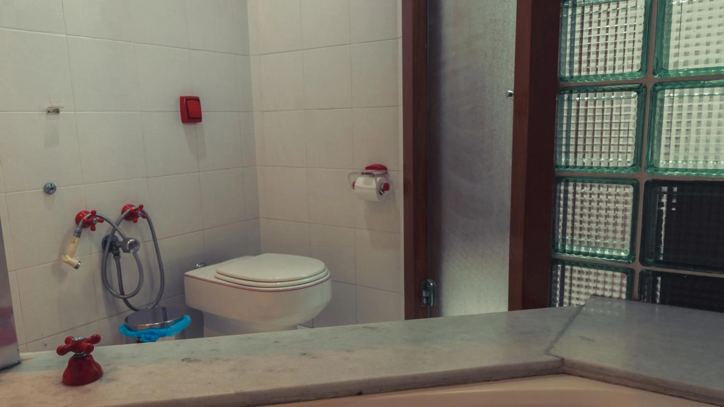 Bathroom in Urbanature Filme & Arte - Comfort Hostel Brooklin