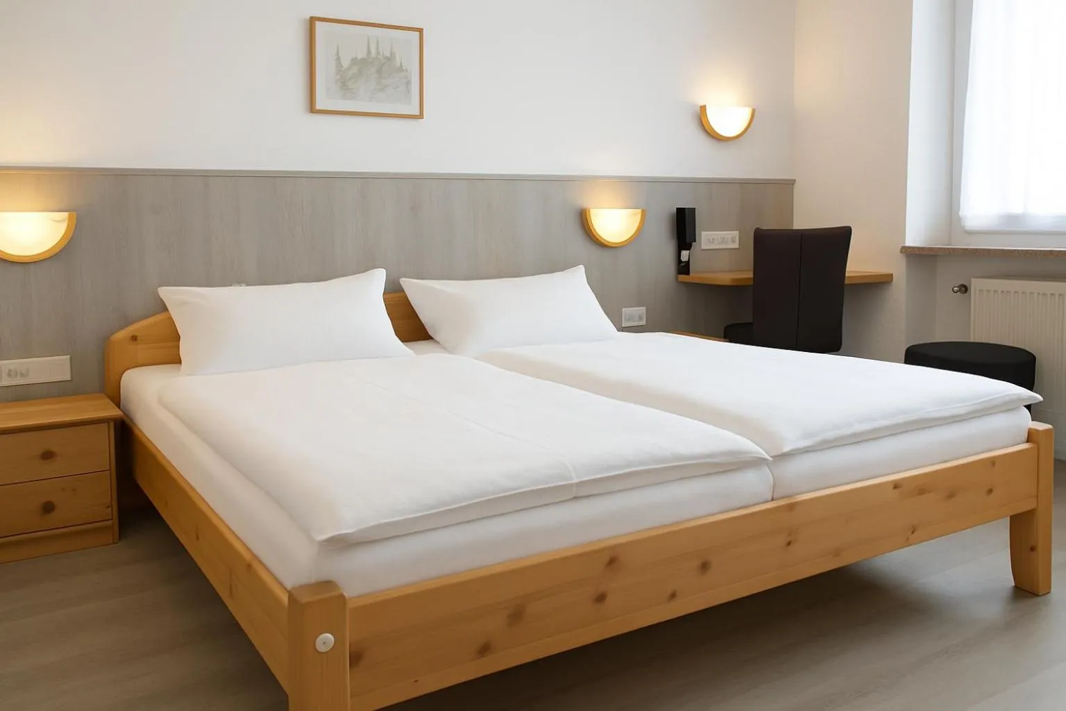 Bed in Hotel Orthwein -kostenfreie Parkplätze-