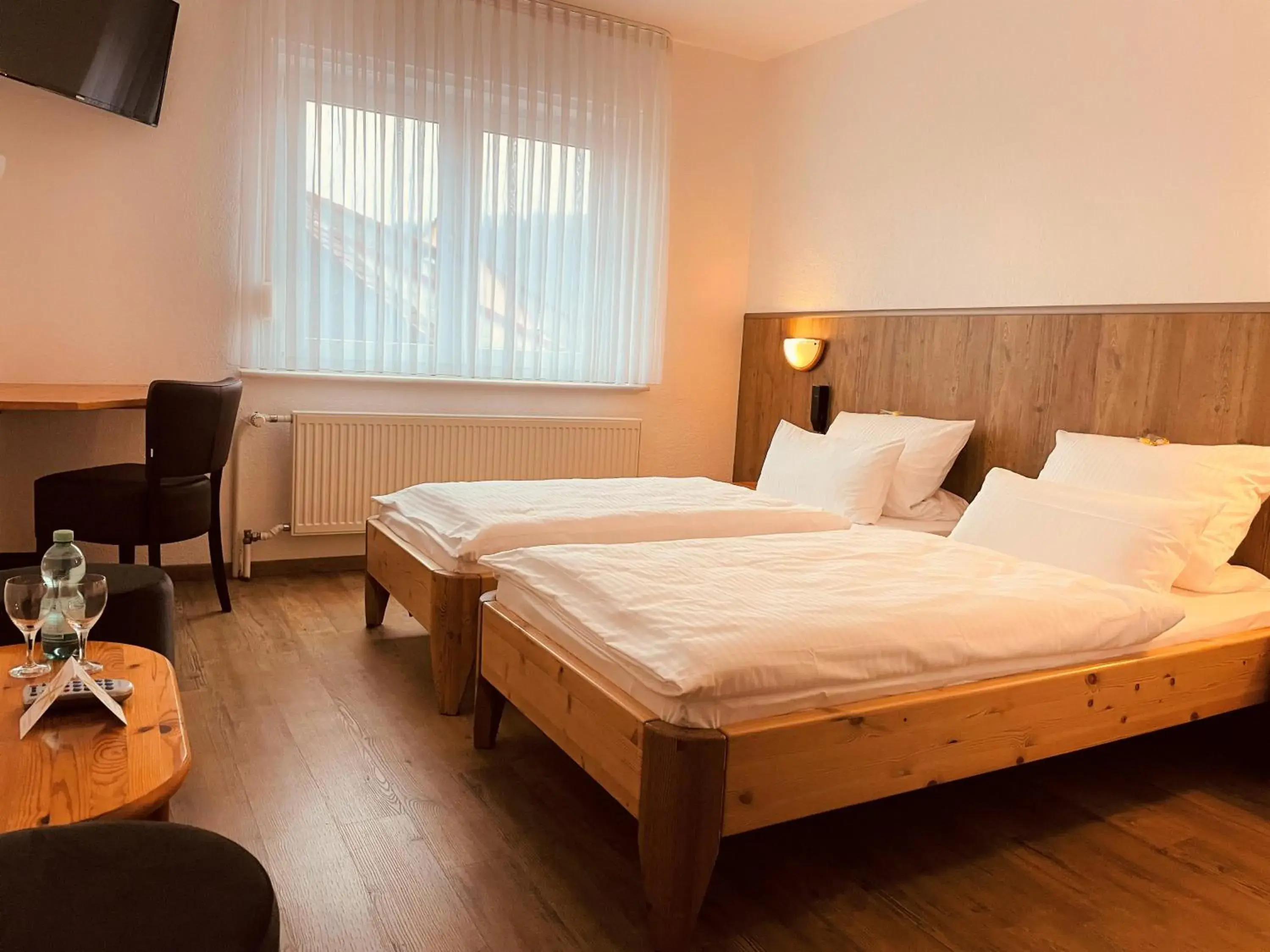 Economy Twin Room in Hotel Orthwein -kostenfreie Parkplätze- Economy Twin Room in Hotel Orthwein -kostenfreie Parkplätze-