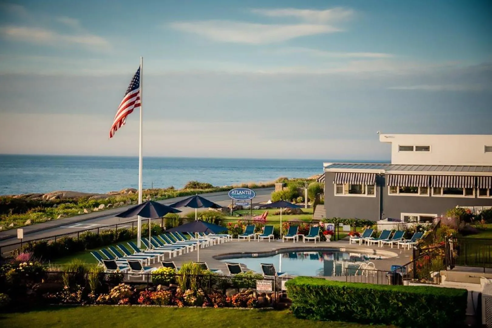 Swimming pool in Atlantis Oceanfront Inn Gloucester