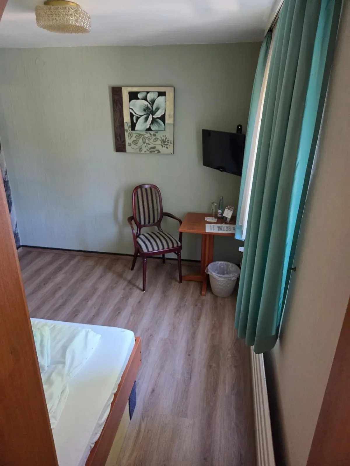 Bedroom, Bed in Hotel Pension Gelpkes Mühle