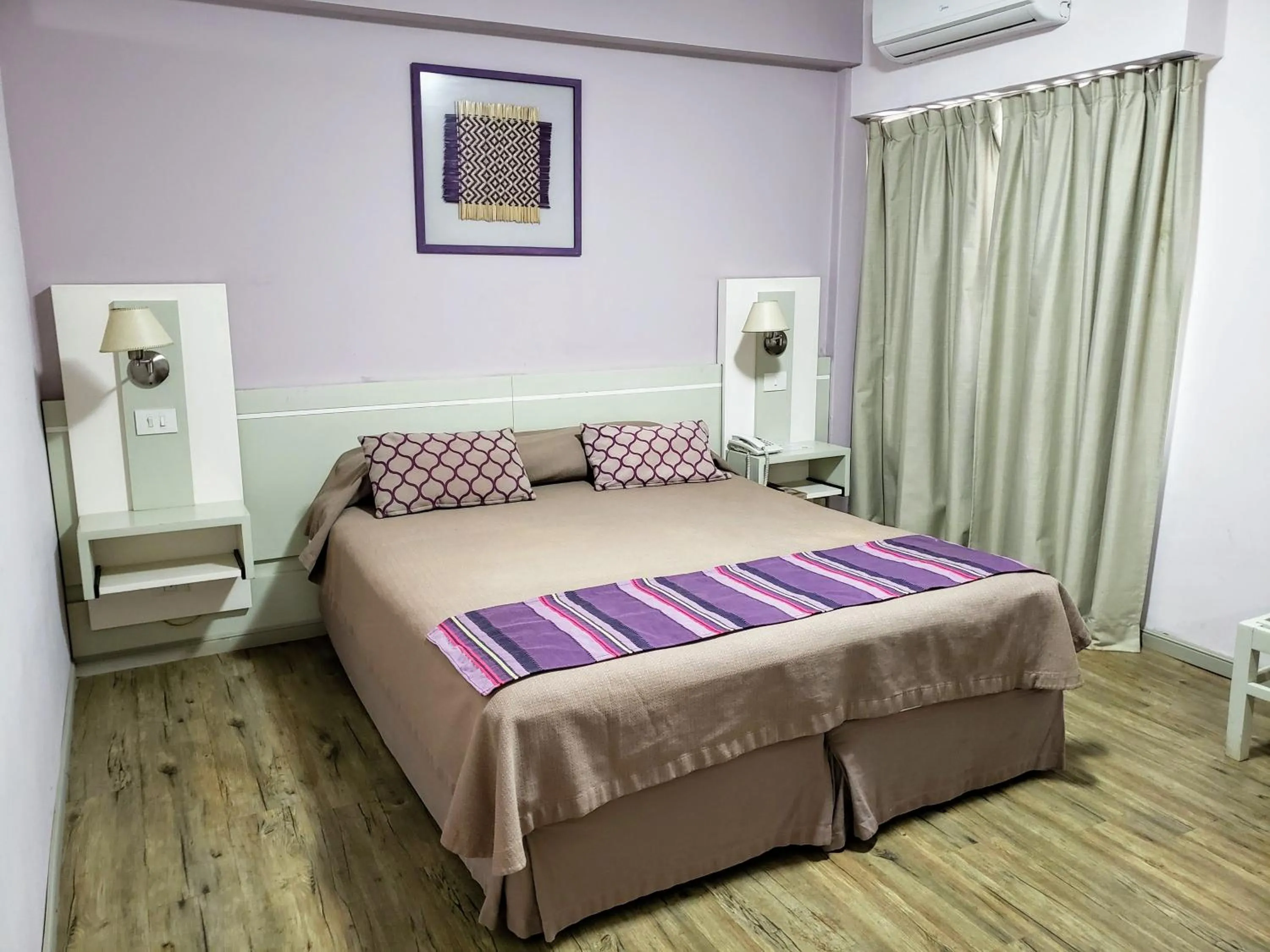 Bed in Hotel Continental