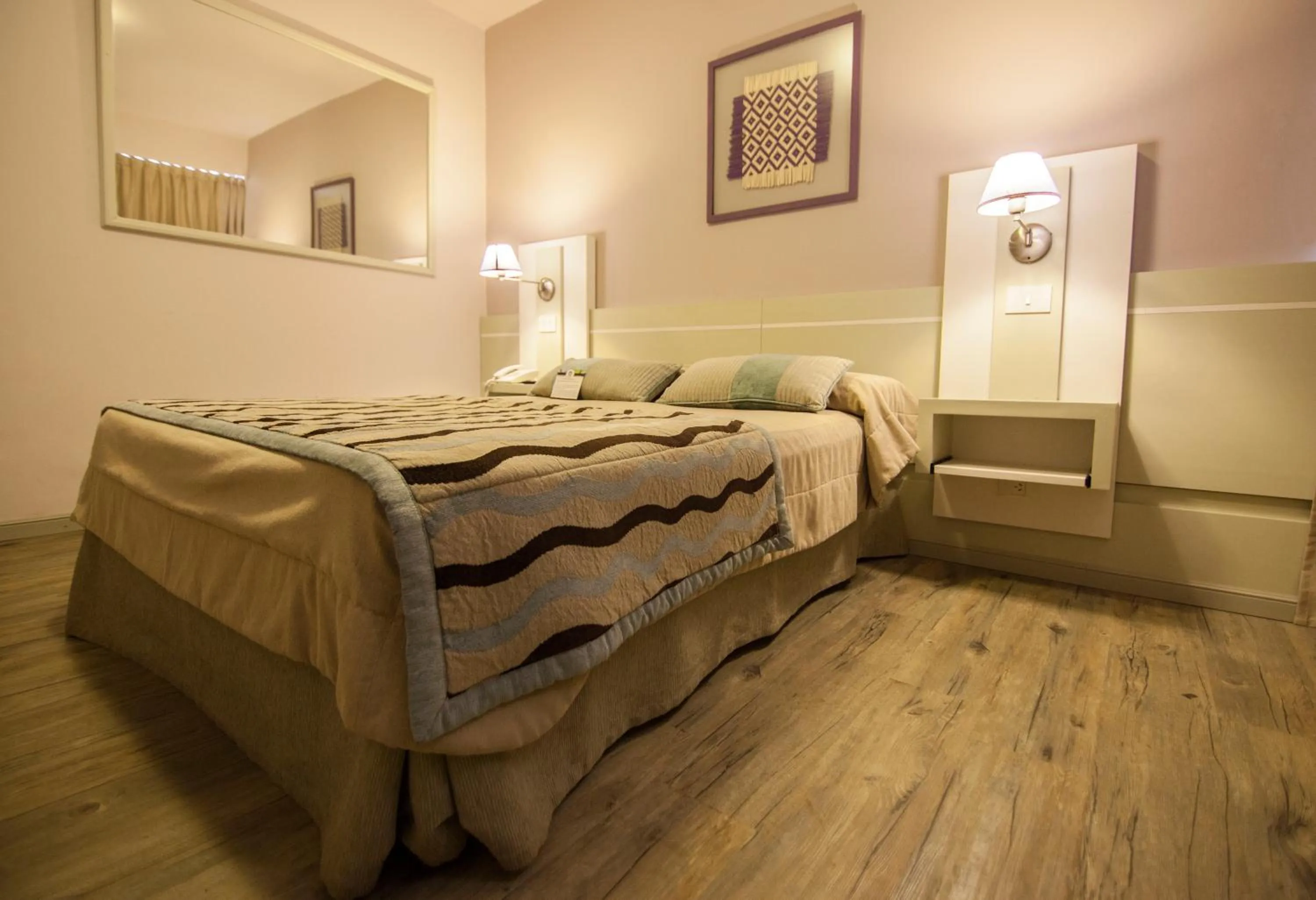 Bed in Hotel Continental