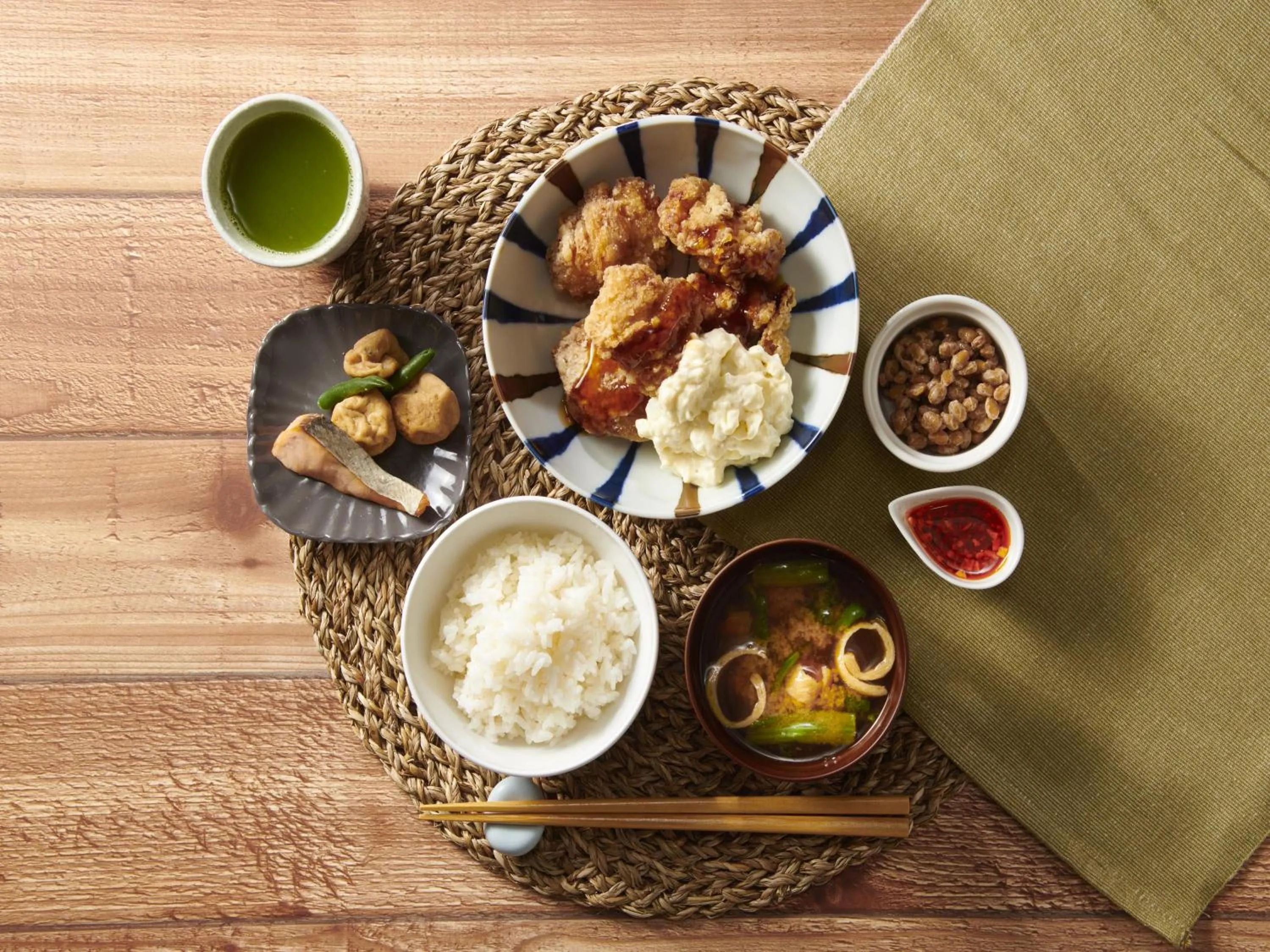 Buffet breakfast in Keio Presso Inn Kanda