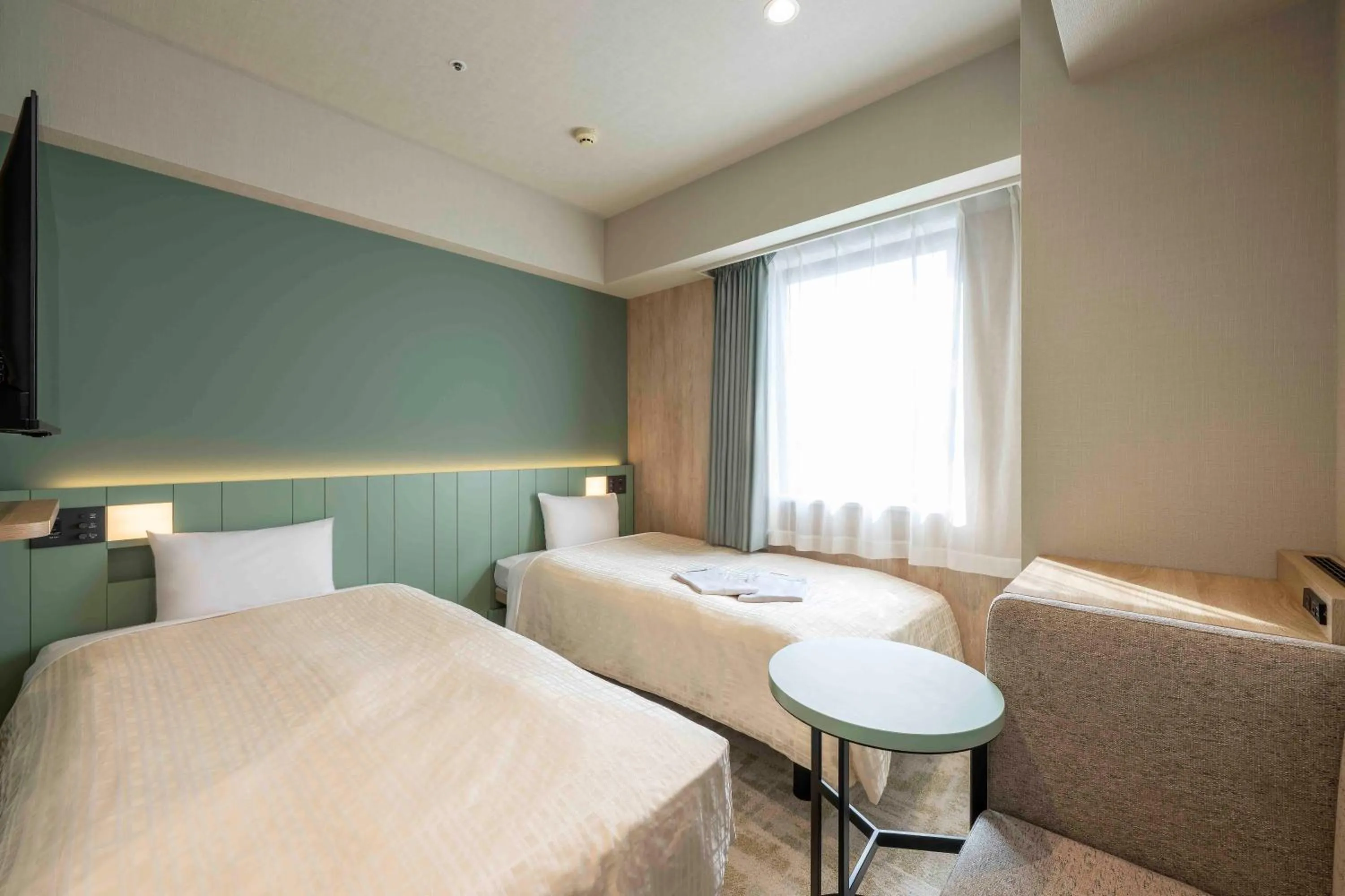 Photo of the whole room, Bed in Keio Presso Inn Shinjuku