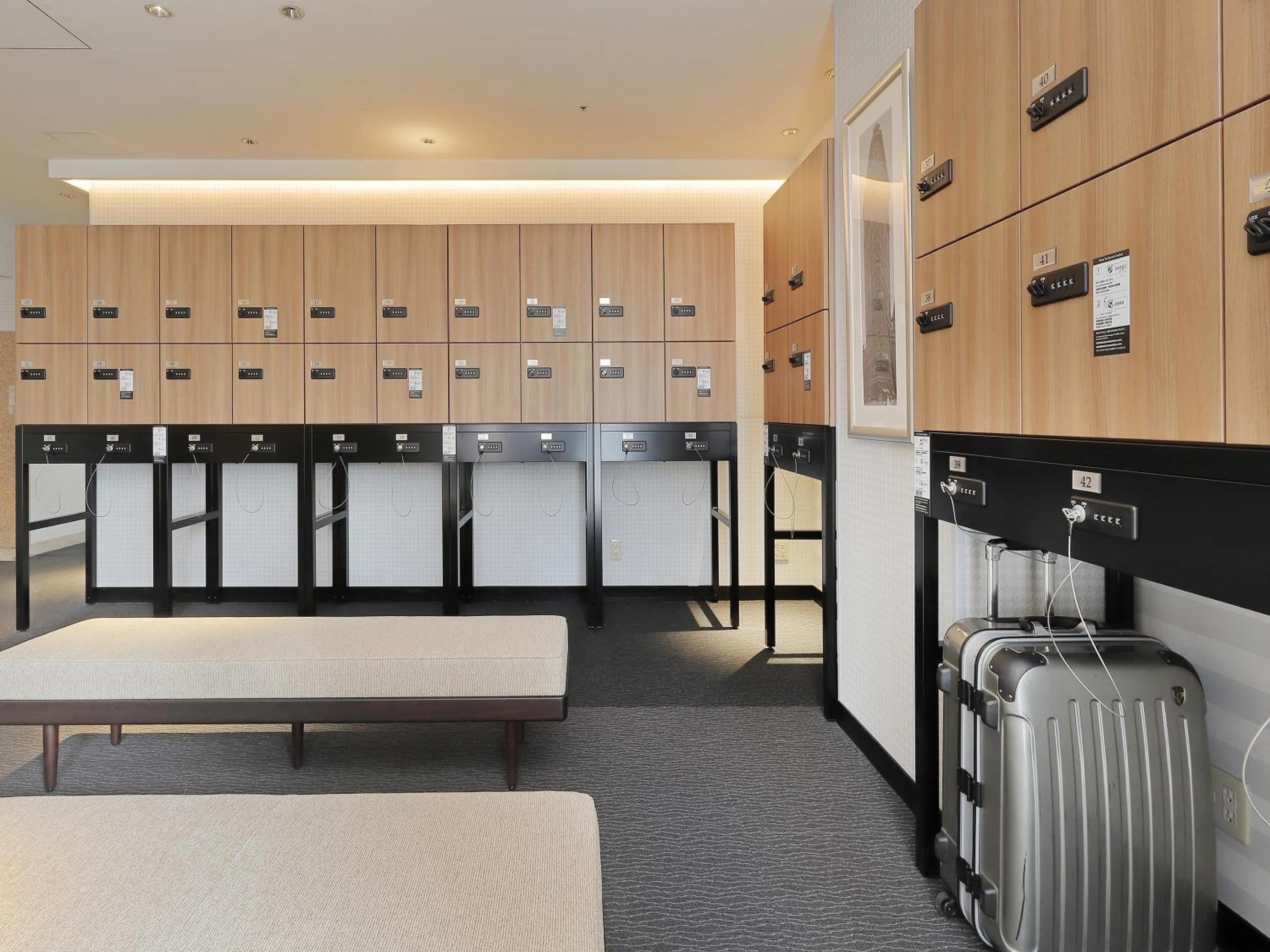 microwave in Keio Presso Inn Otemachi