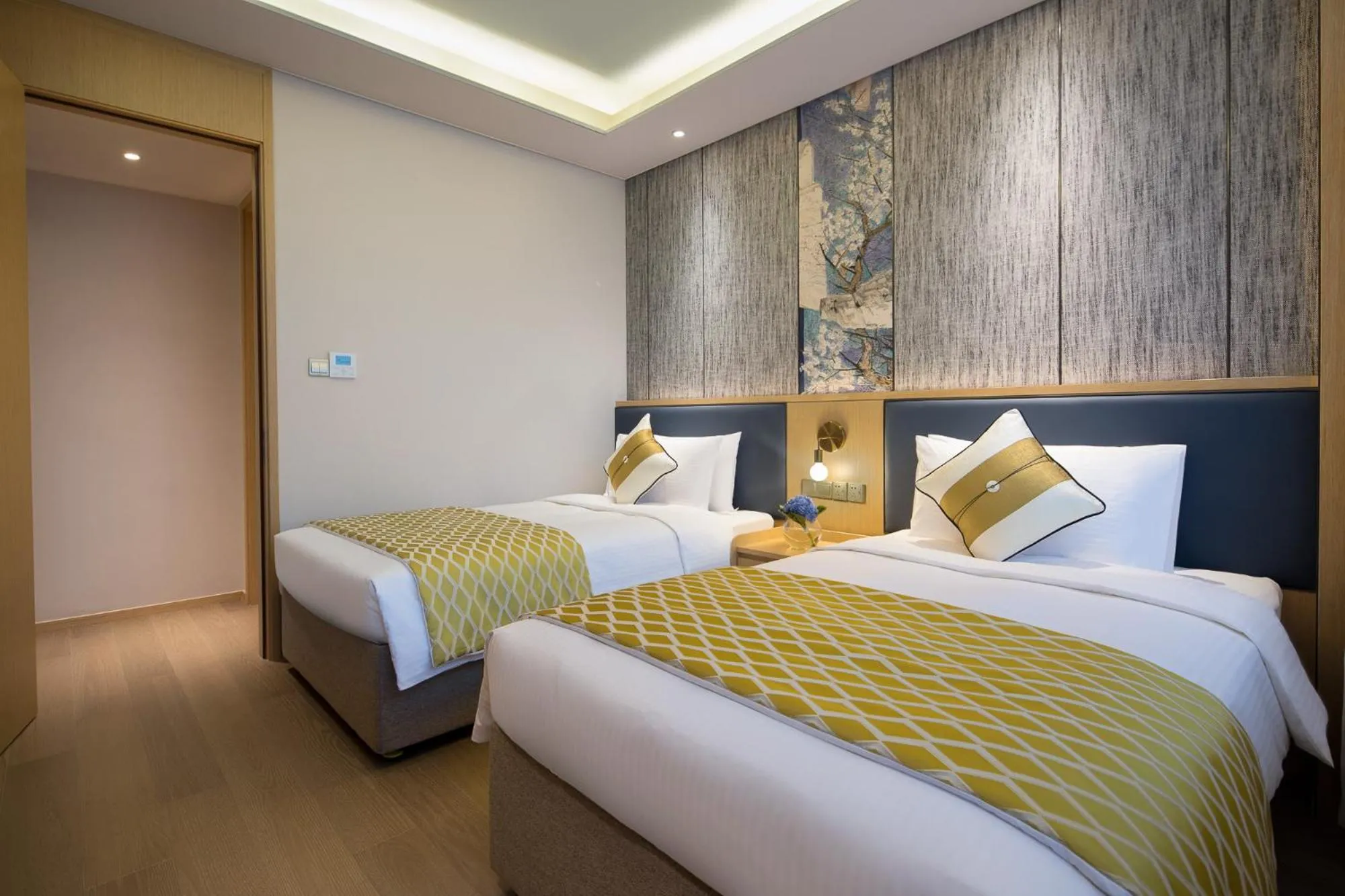 Bedroom in Somerset Zhuankou Wuhan