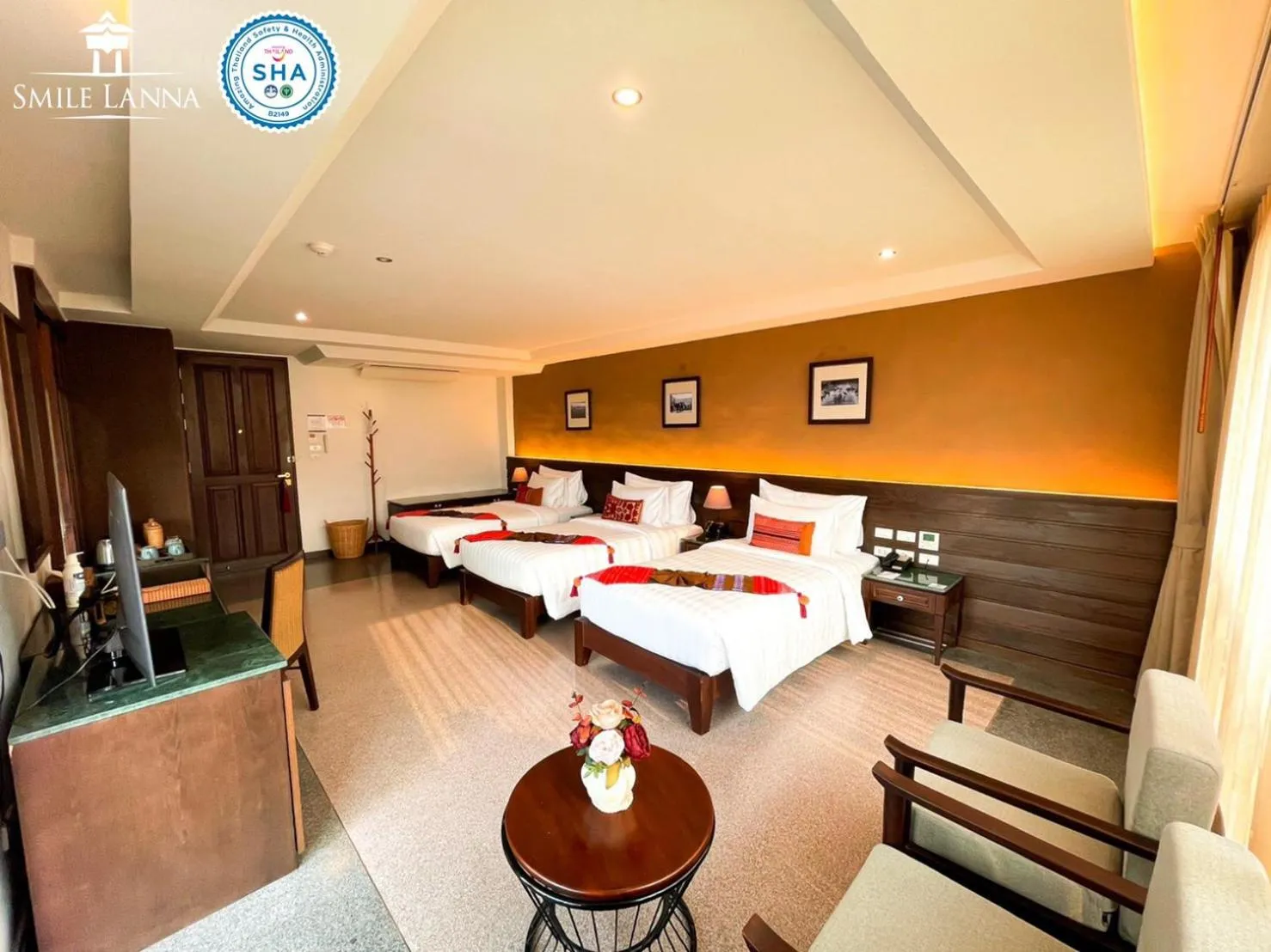 Bed in Smile Lanna Hotel