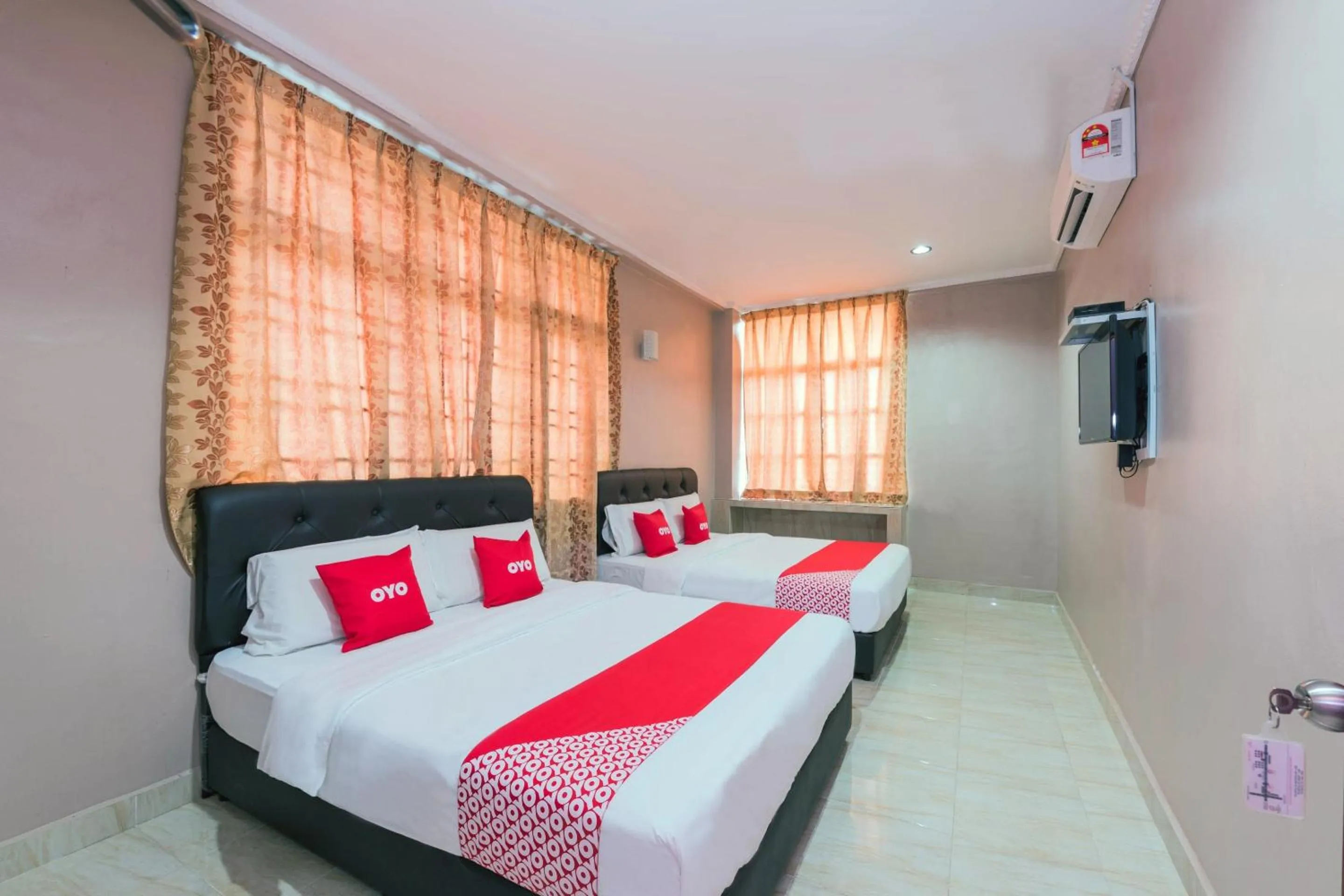 Bedroom, Bed in Hotel O Rg Motel