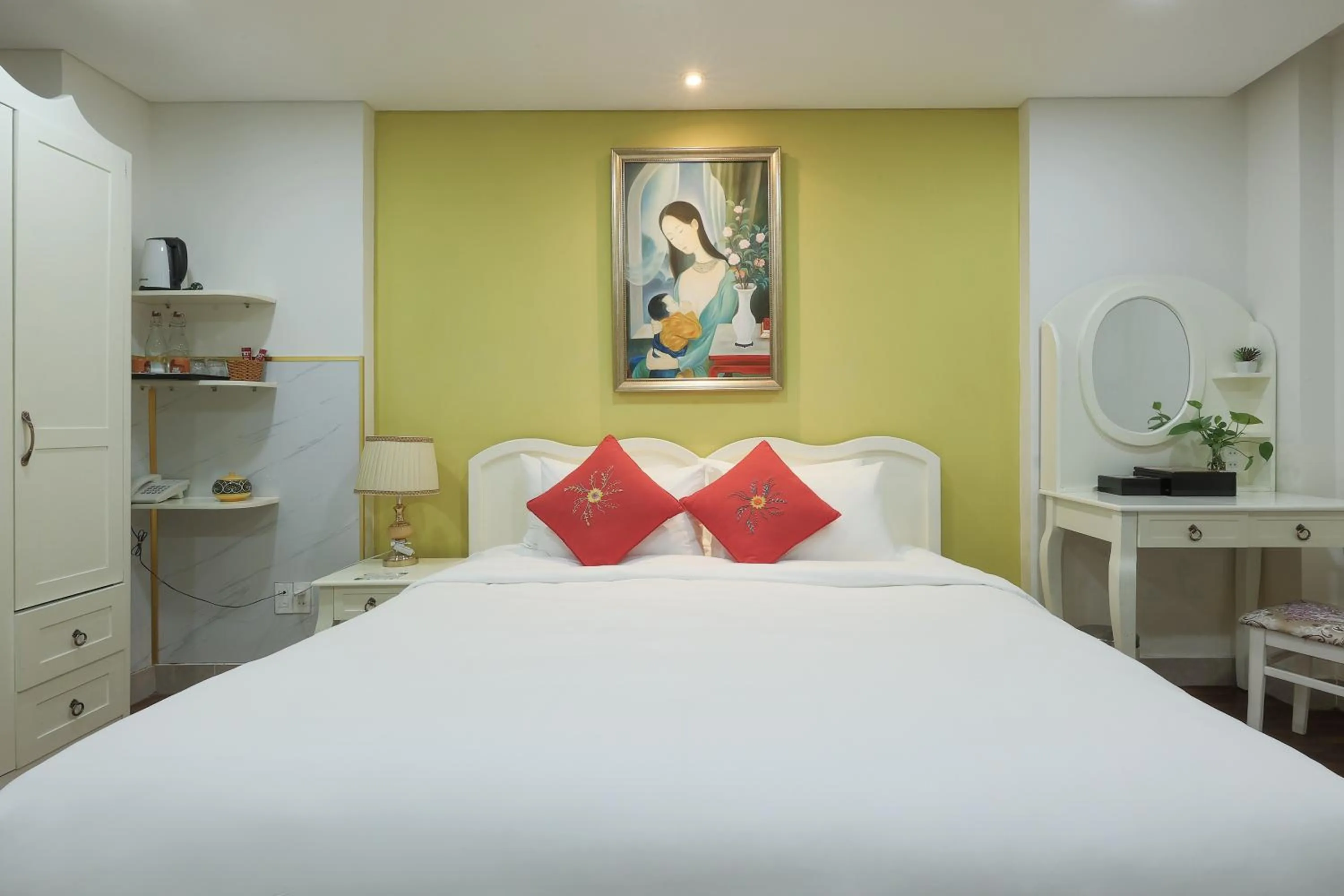 Bed in Chez Mimosa Petite - Free Laundry