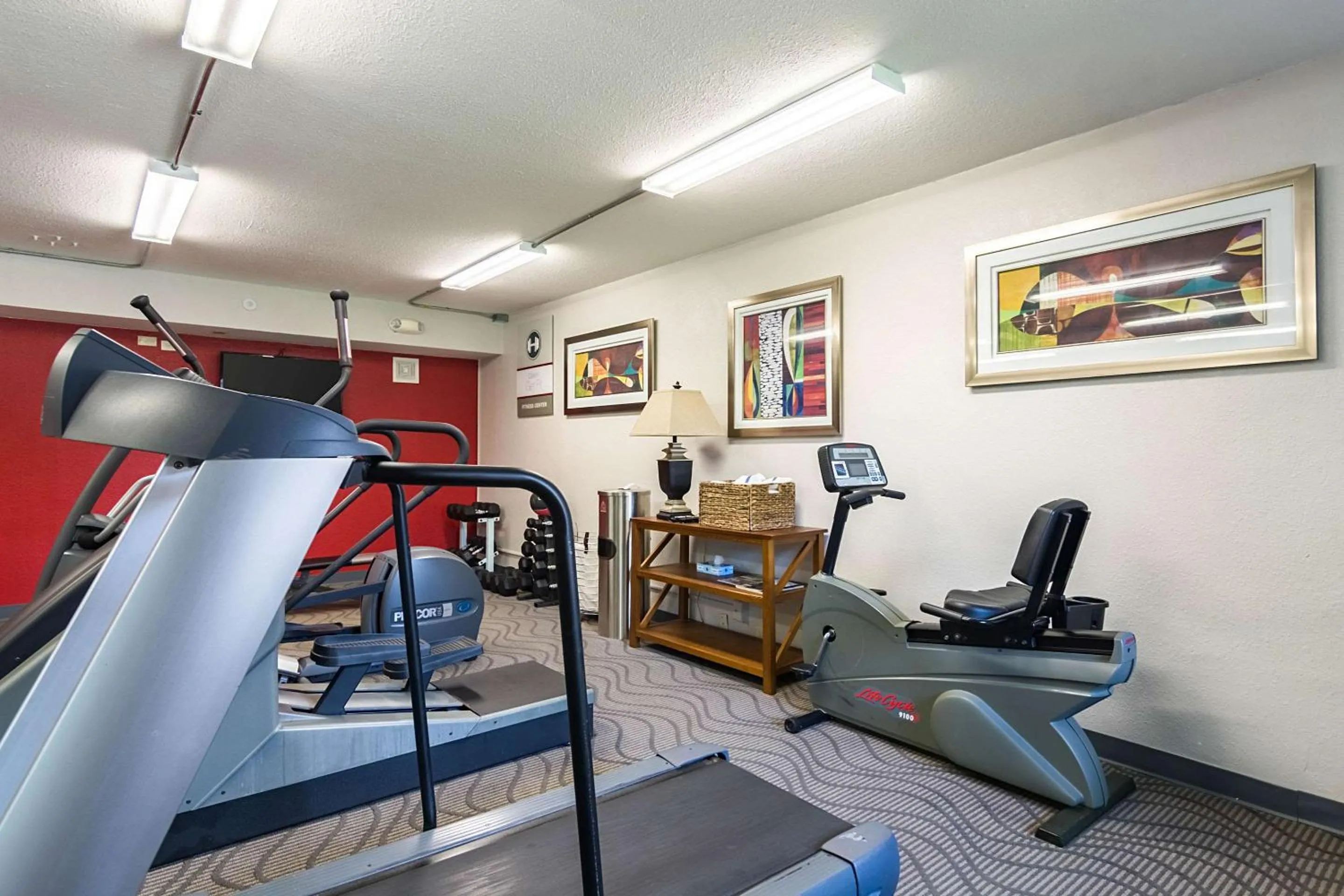 Fitness centre/facilities in Clarion Inn & Suites Russellville I-40