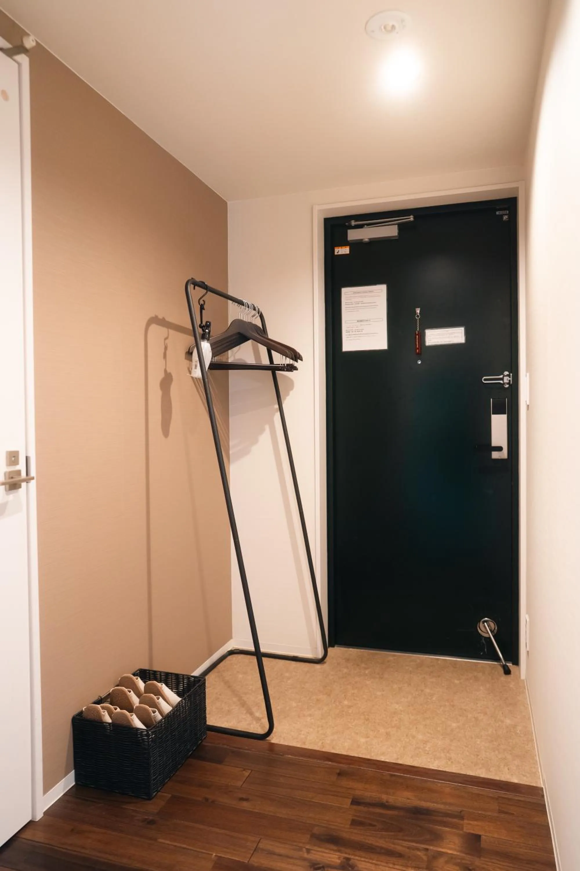 Photo of the whole room in Condominium MIRAHAKONE