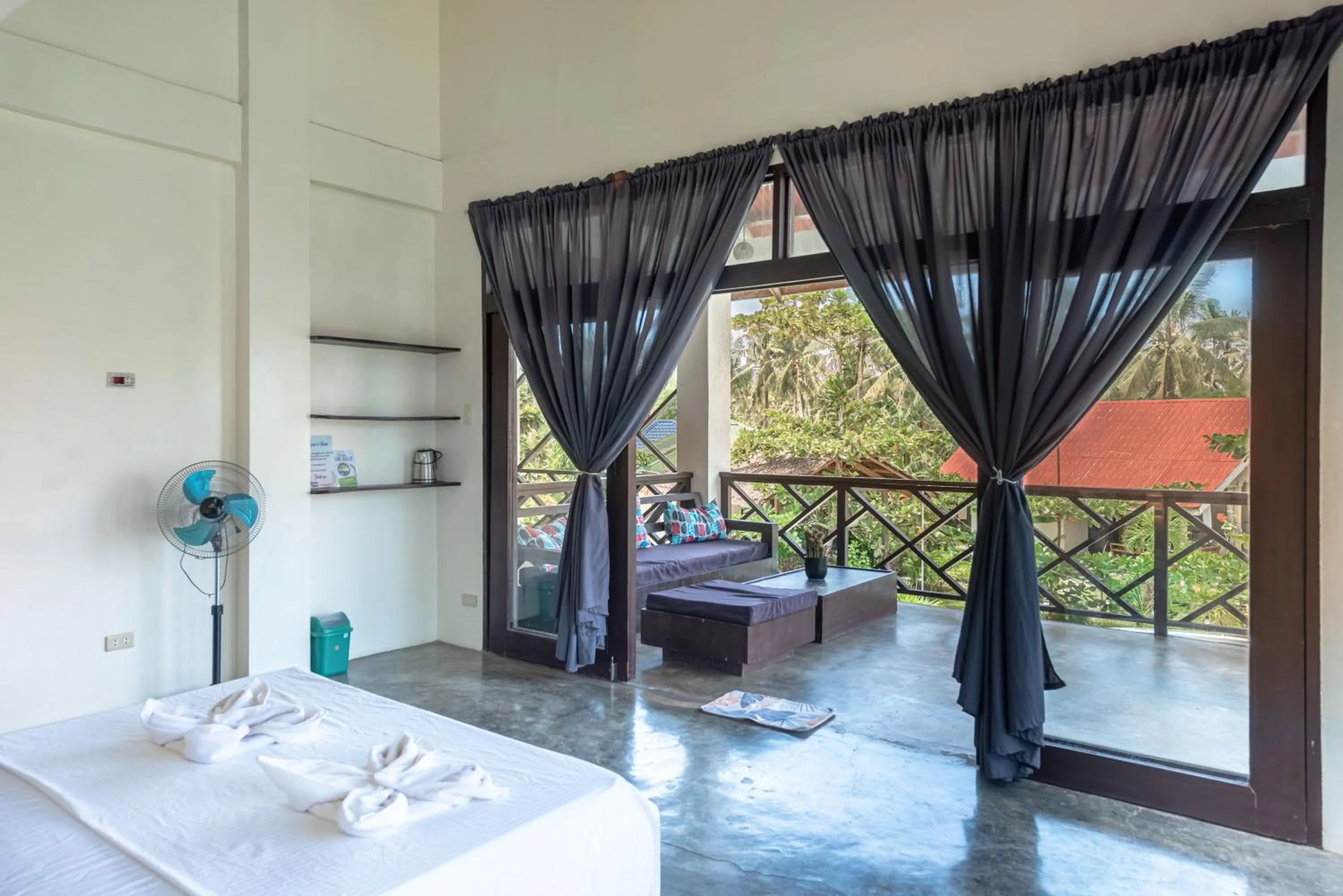 Bed in Ohana Resort Siargao