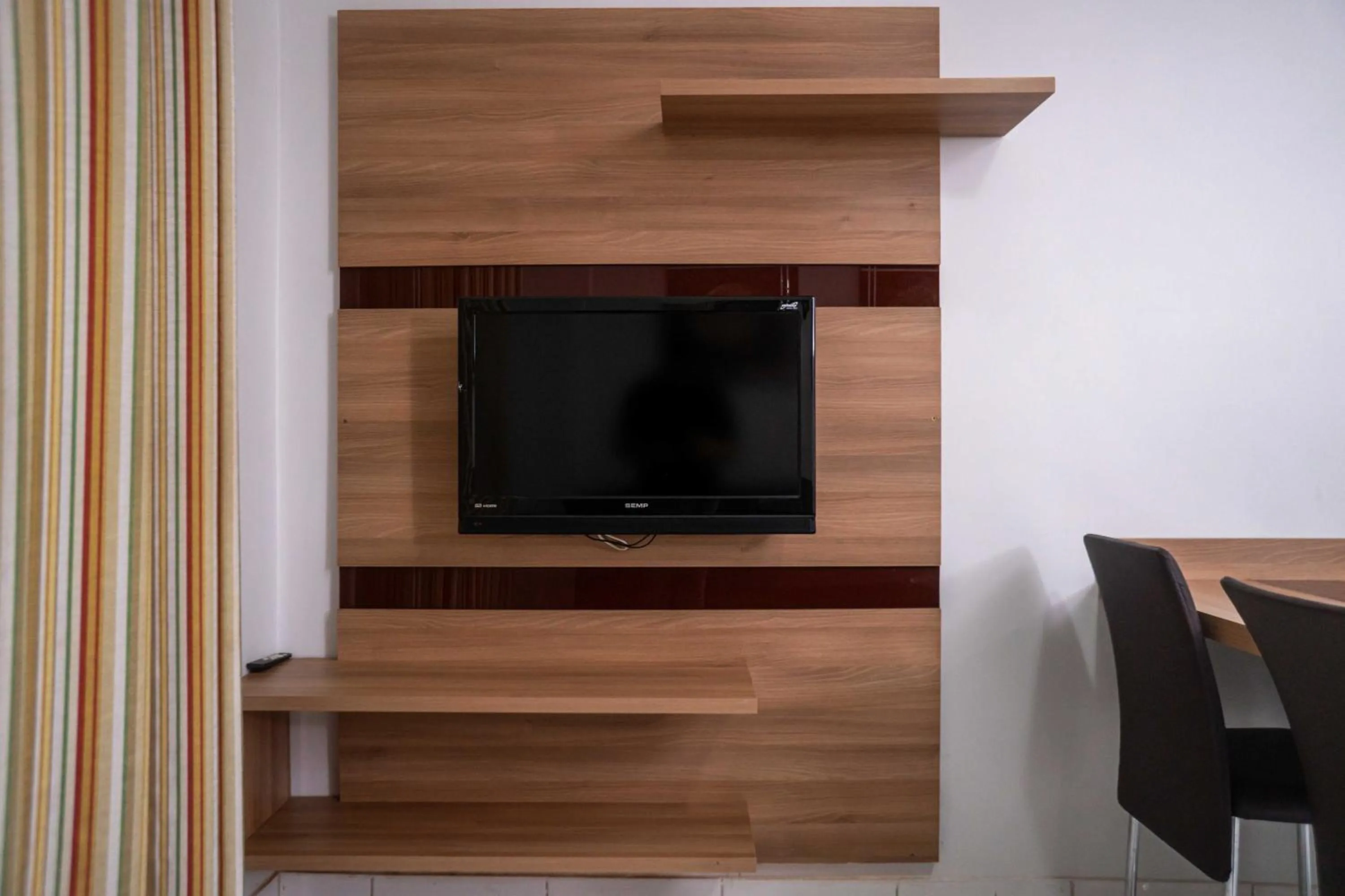 TV and multimedia in Lagoa Quente Hotel - LAGOA OFICIAL