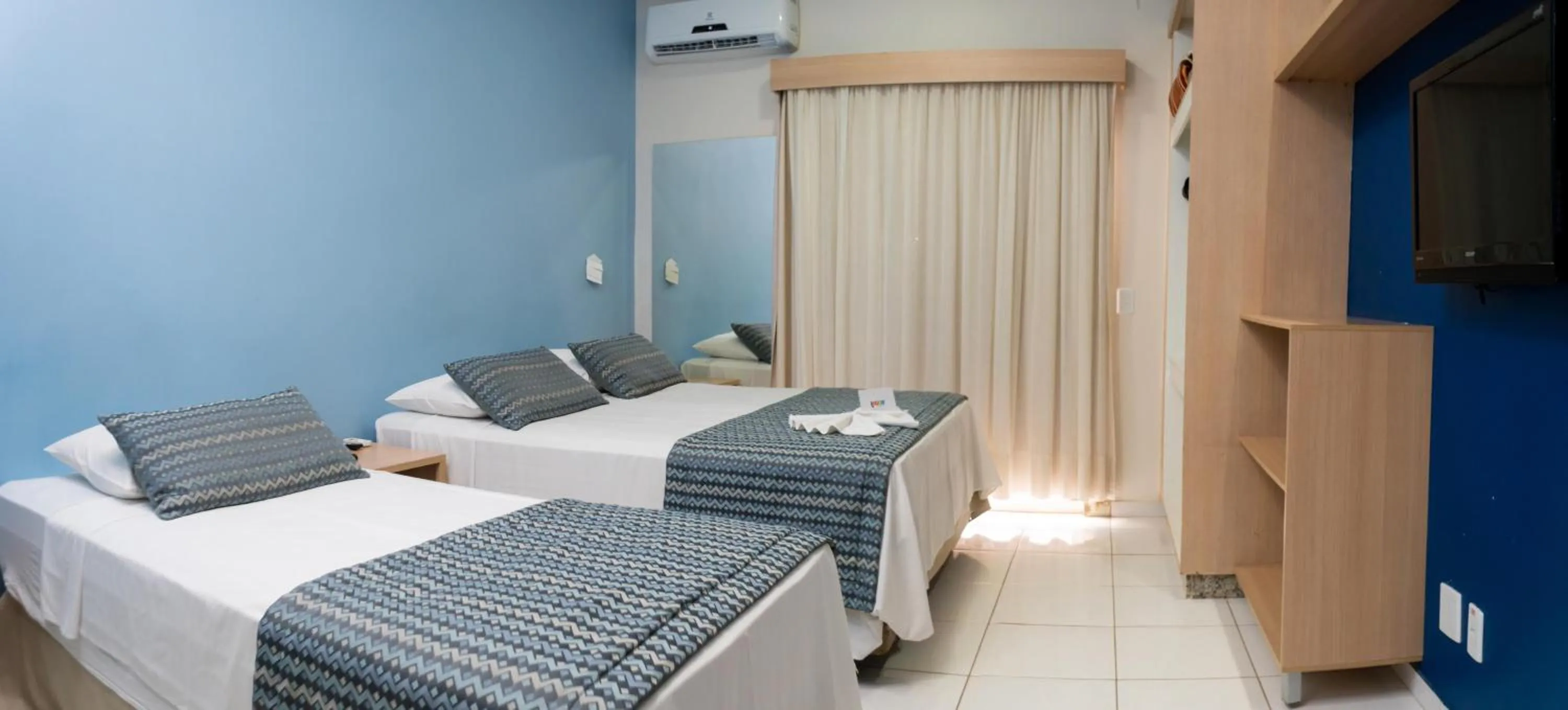 Bed in Lagoa Quente Hotel - LAGOA OFICIAL