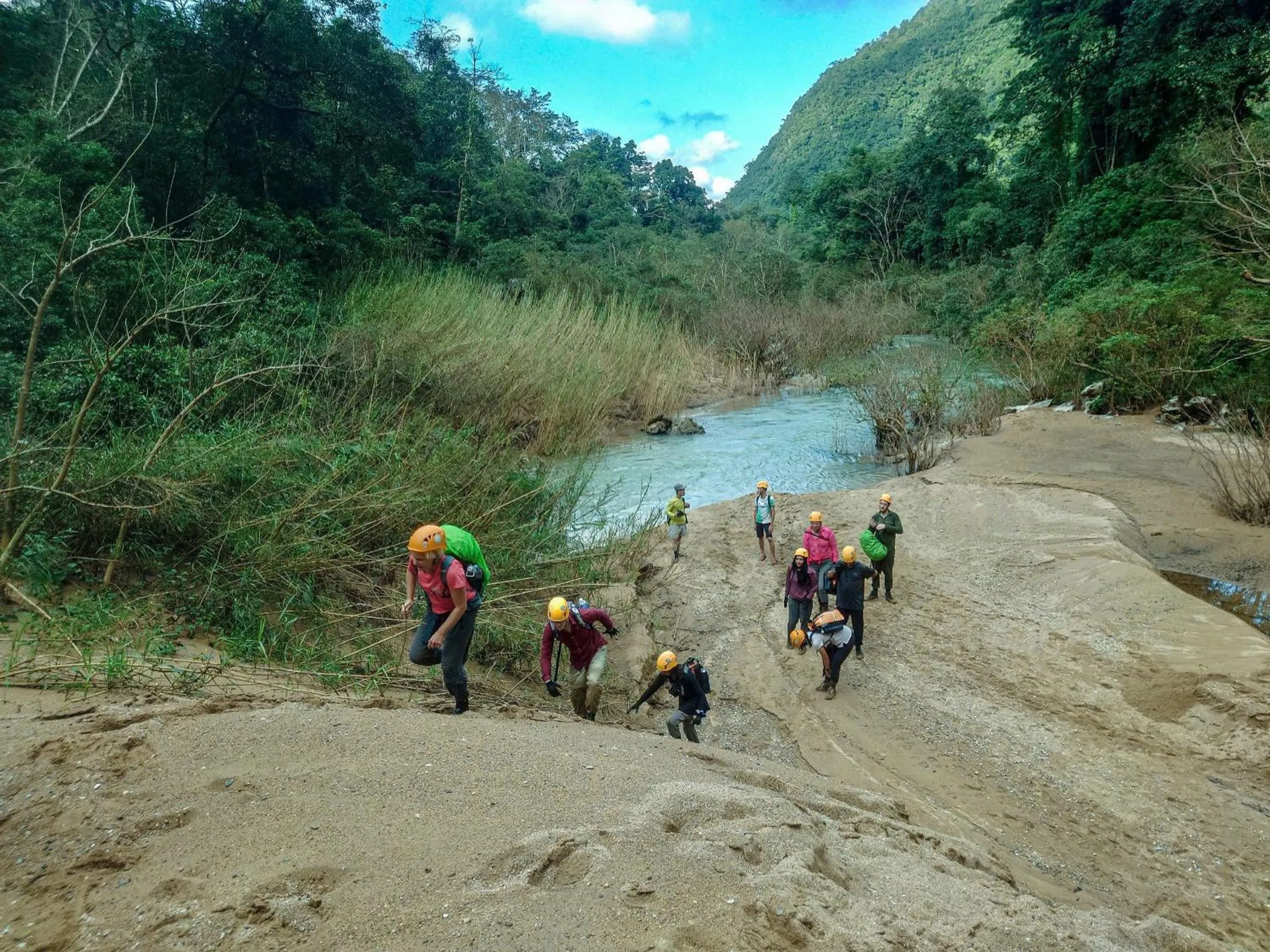 Nearby landmark in Phong Nha Ecolodge Homestay & Tours - Mountain View