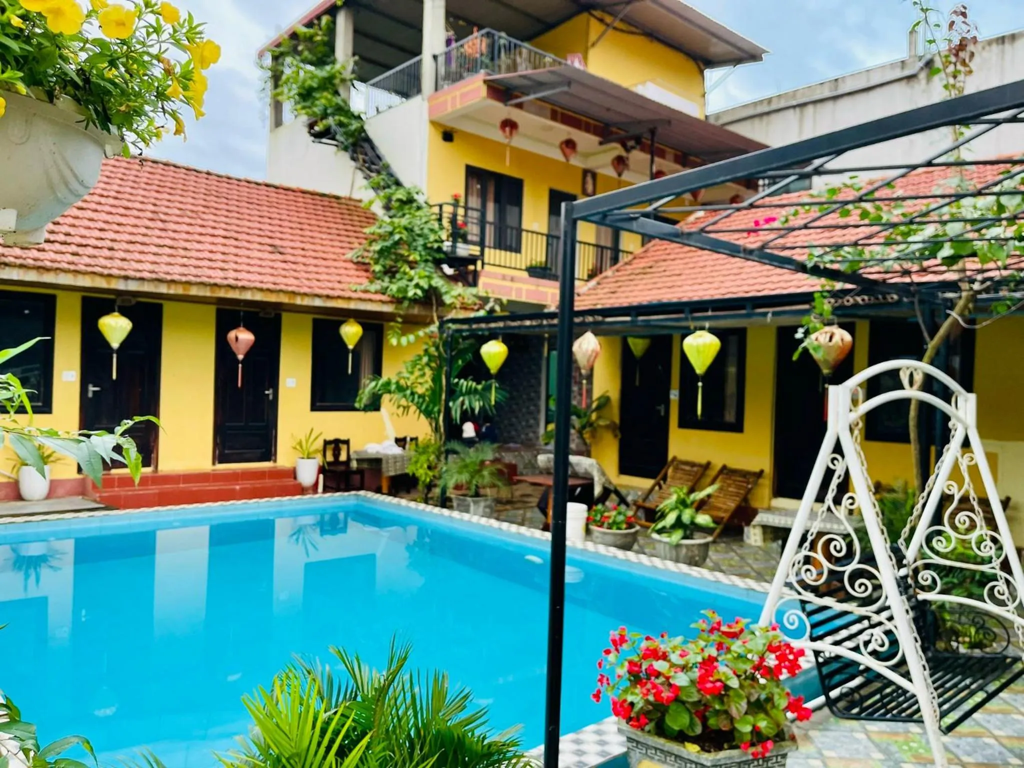 Property building in Phong Nha Ecolodge Homestay & Tours - Mountain View